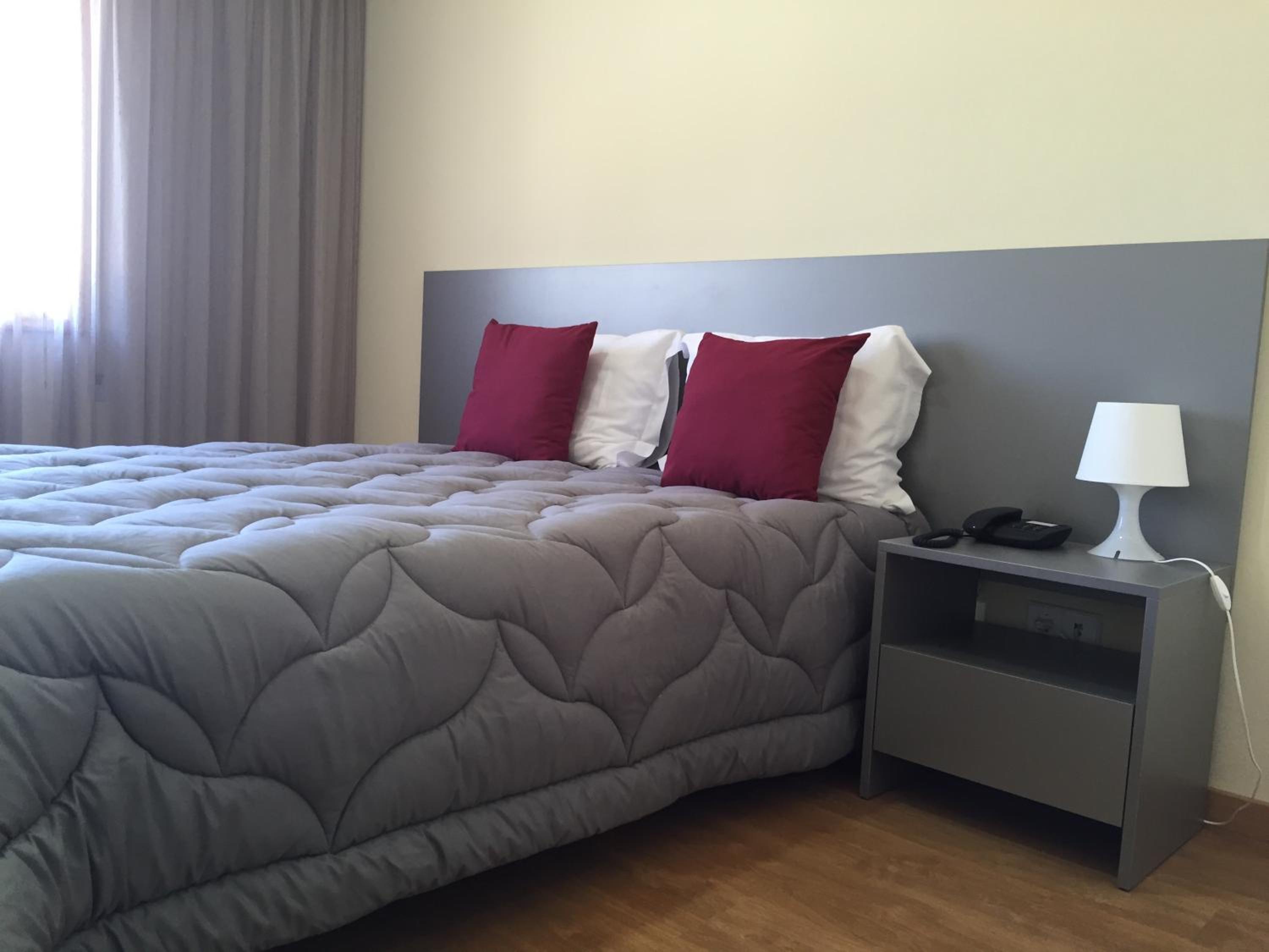 Deluxe Room - Photo 7