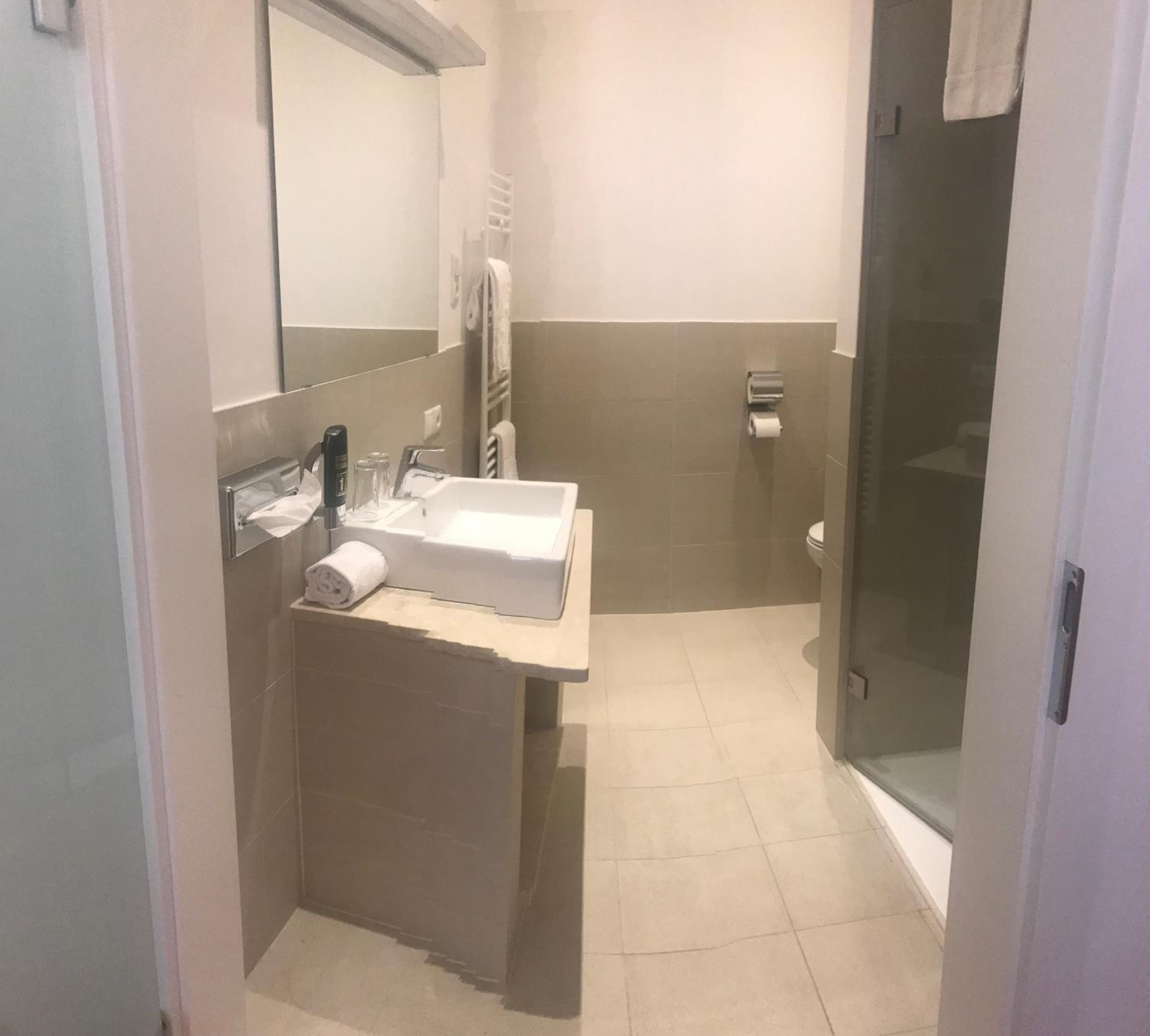Superior Double Room - Photo 13