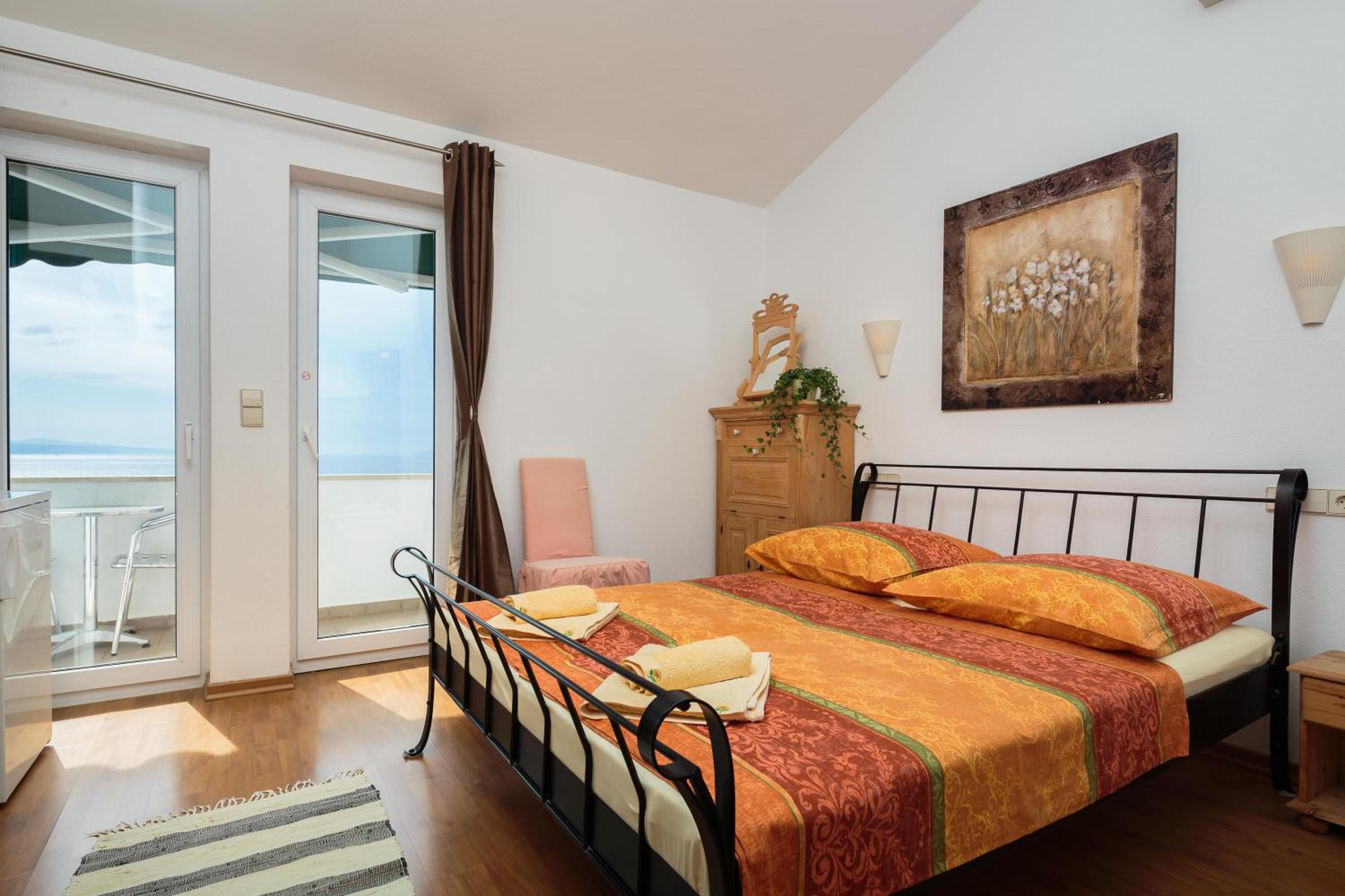 Apartment with Sea View