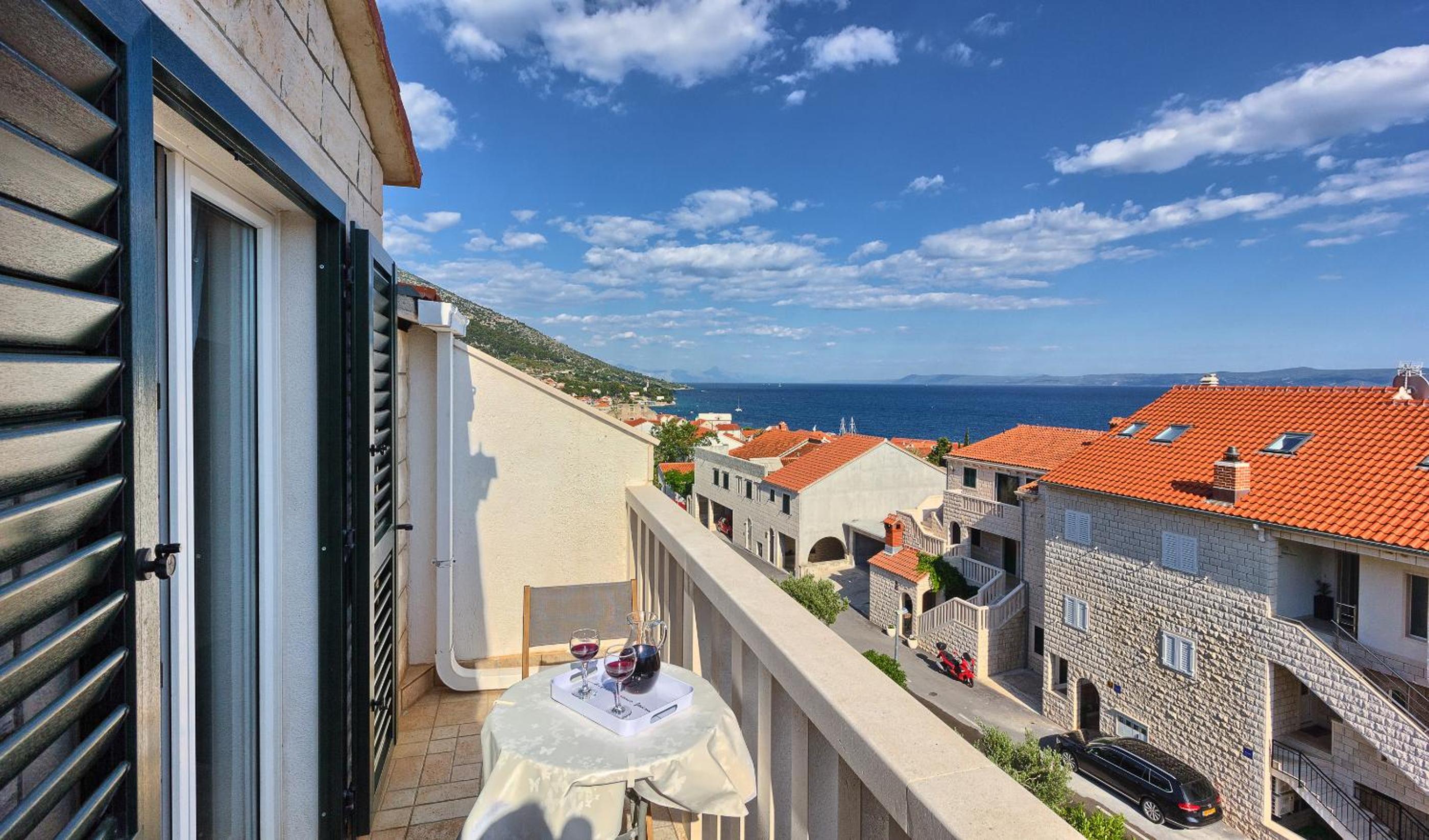 Apartment with Sea View photo 2