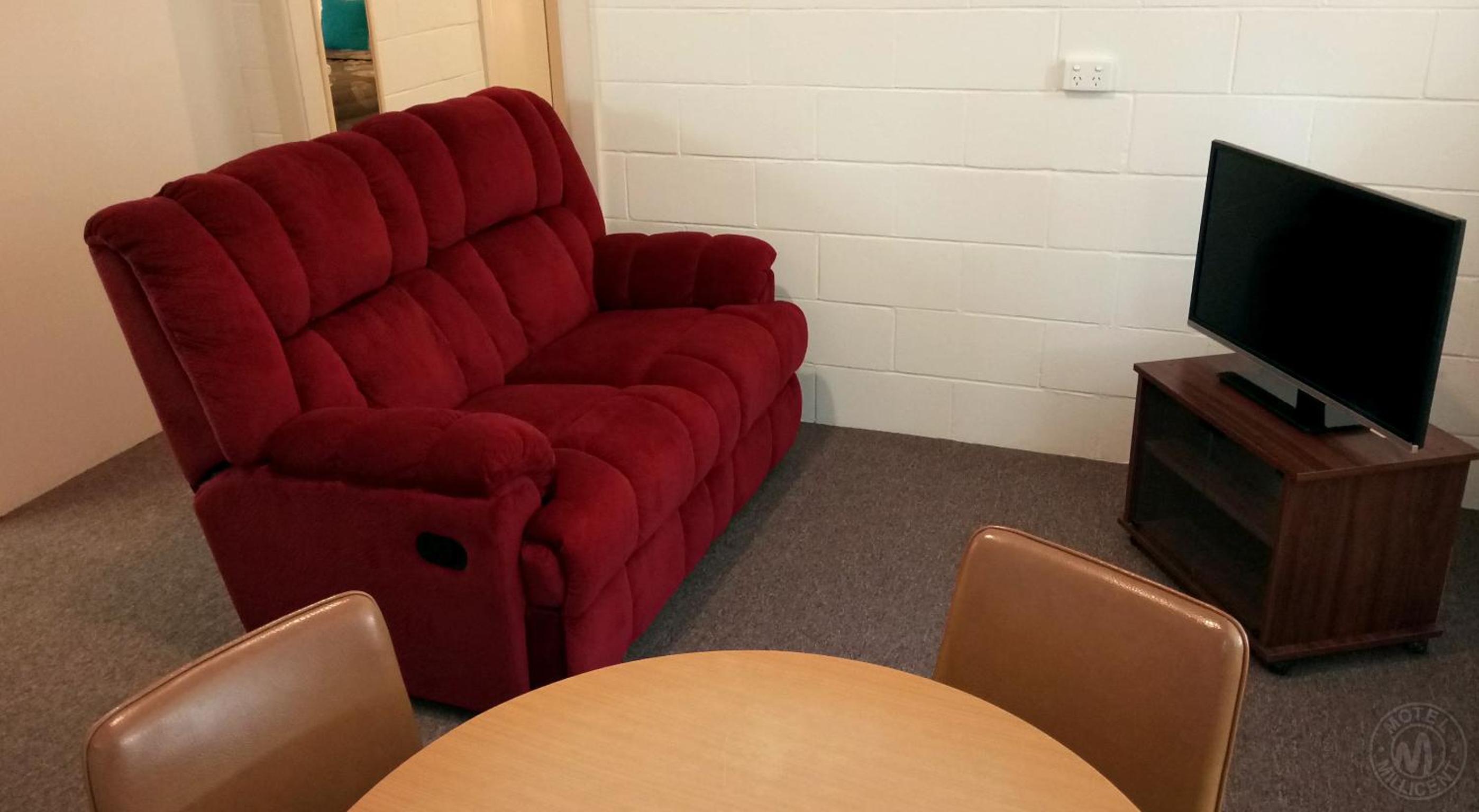 Standard Family Room photo 2