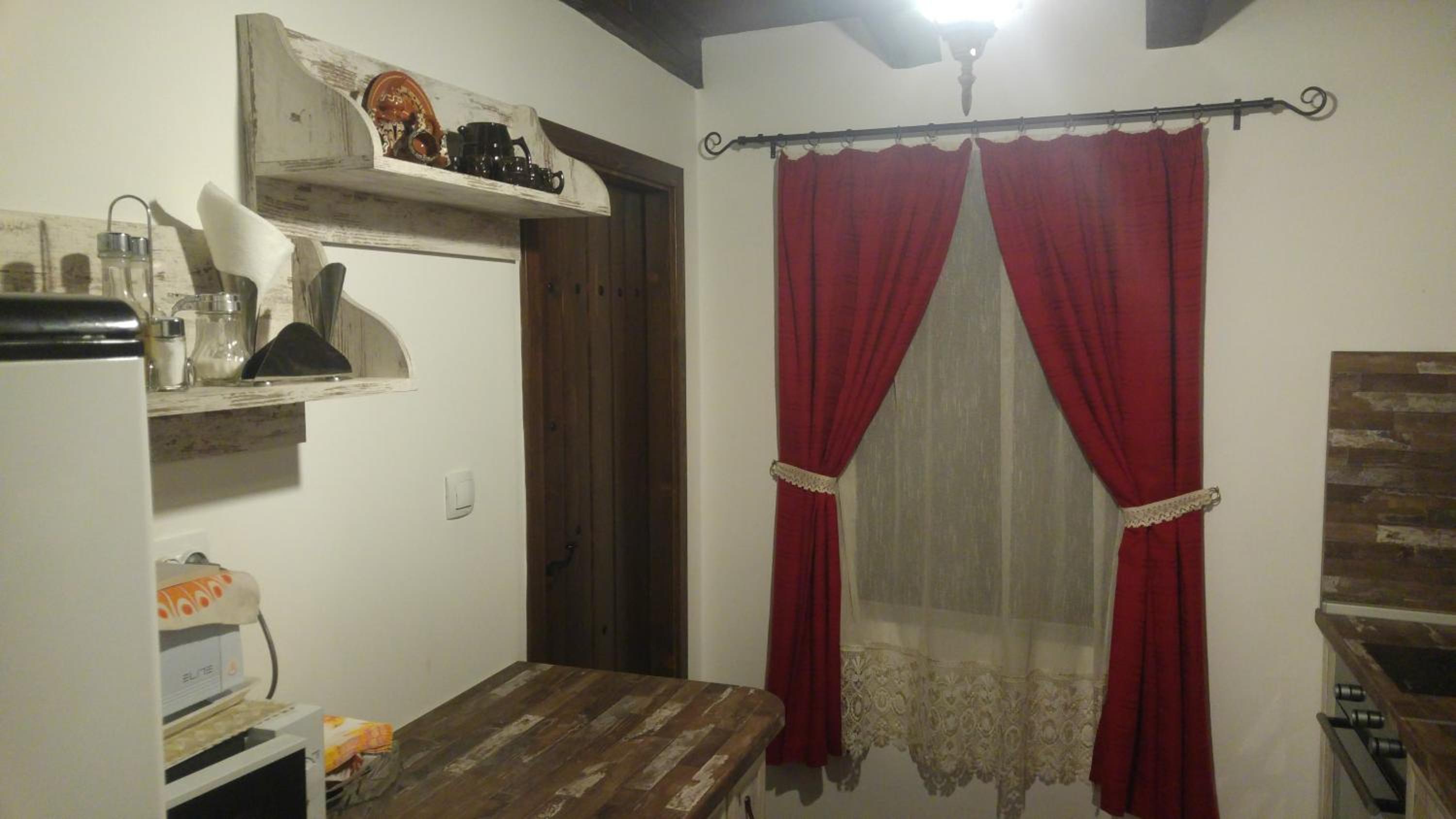 Four-Bedroom House photo 2