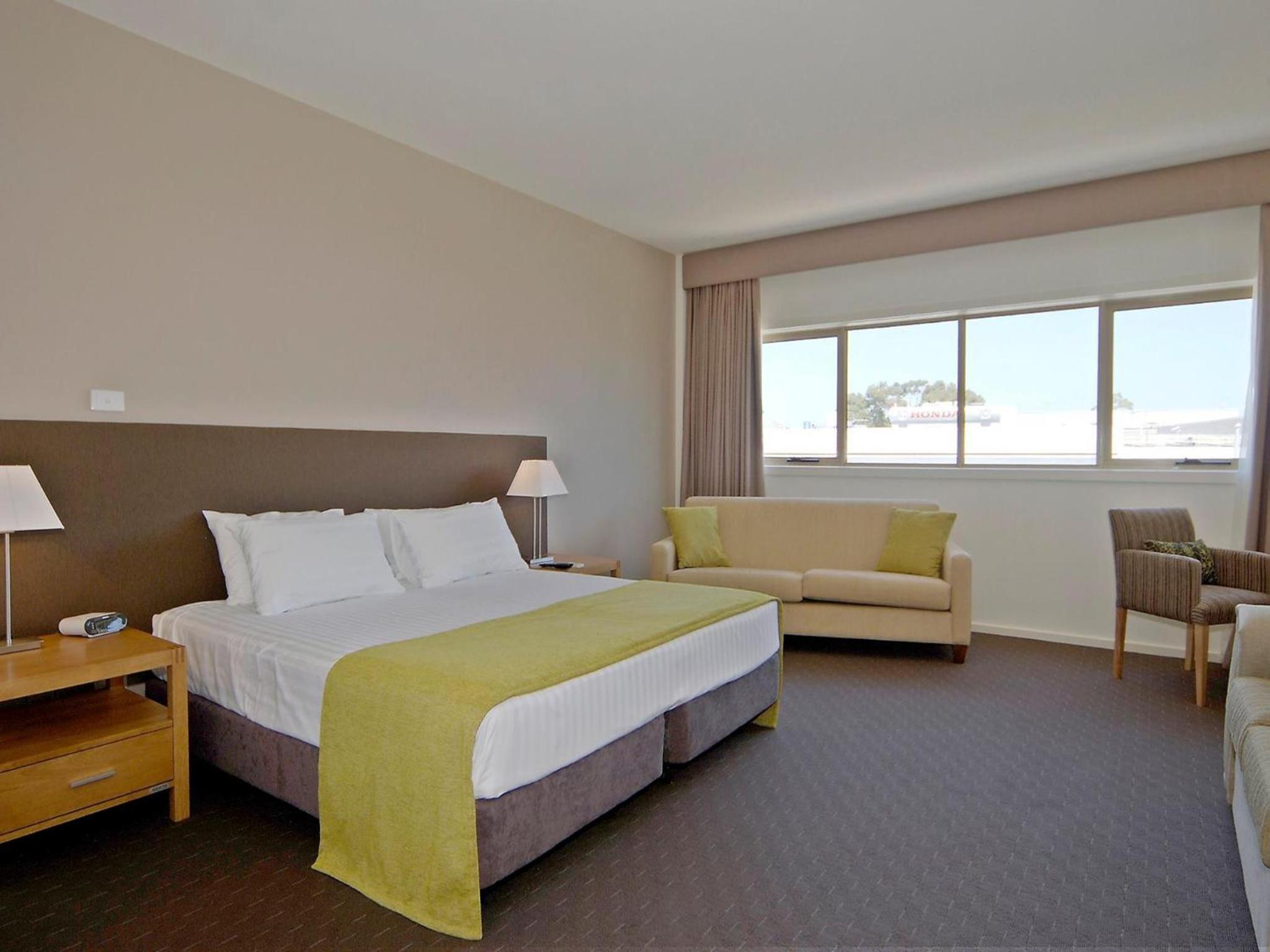 Standard Suite photo 2