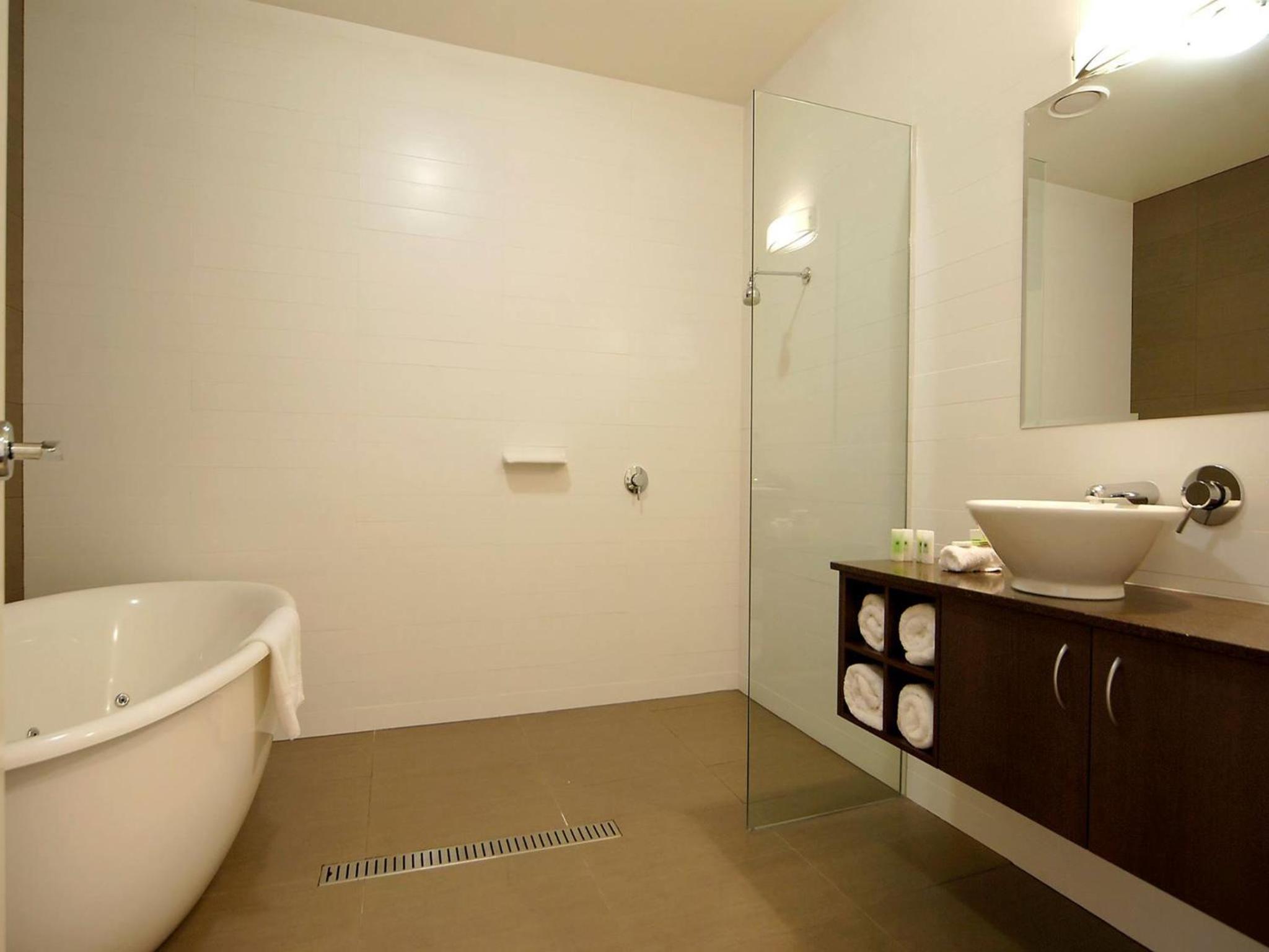 Deluxe Triple Room photo 3