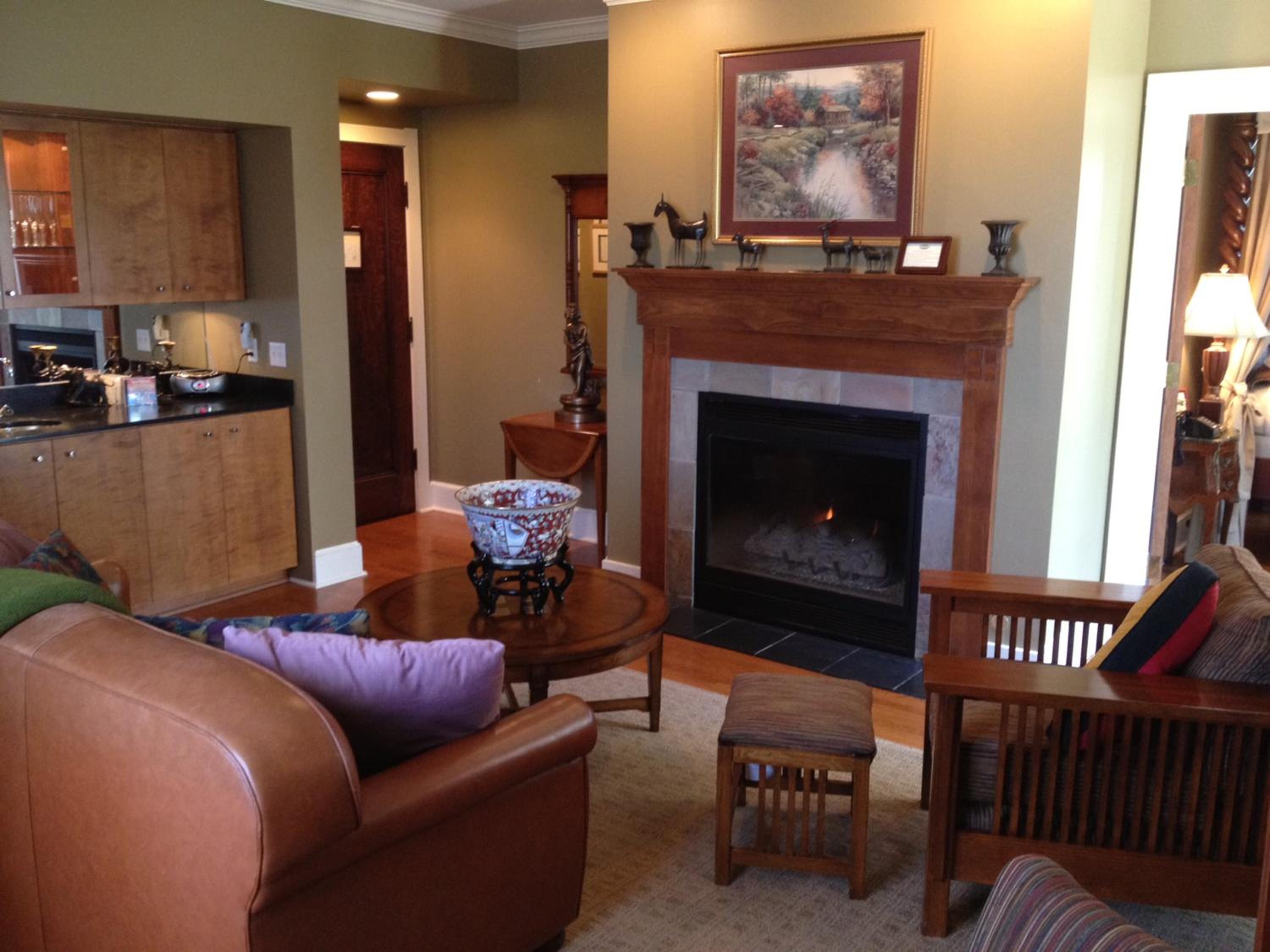 Suite with Balcony photo 3