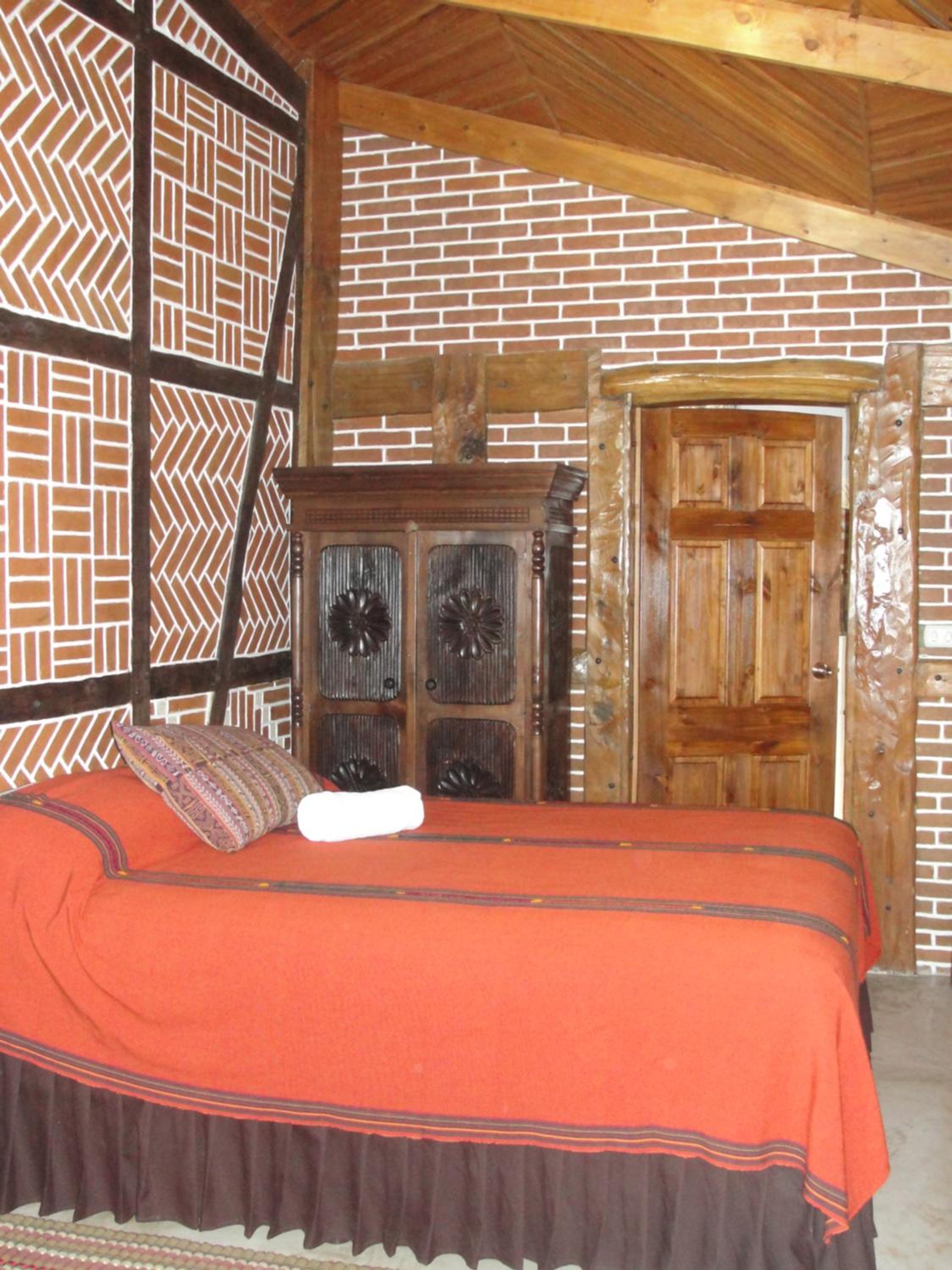 Standard Room with Two Double Beds photo 3