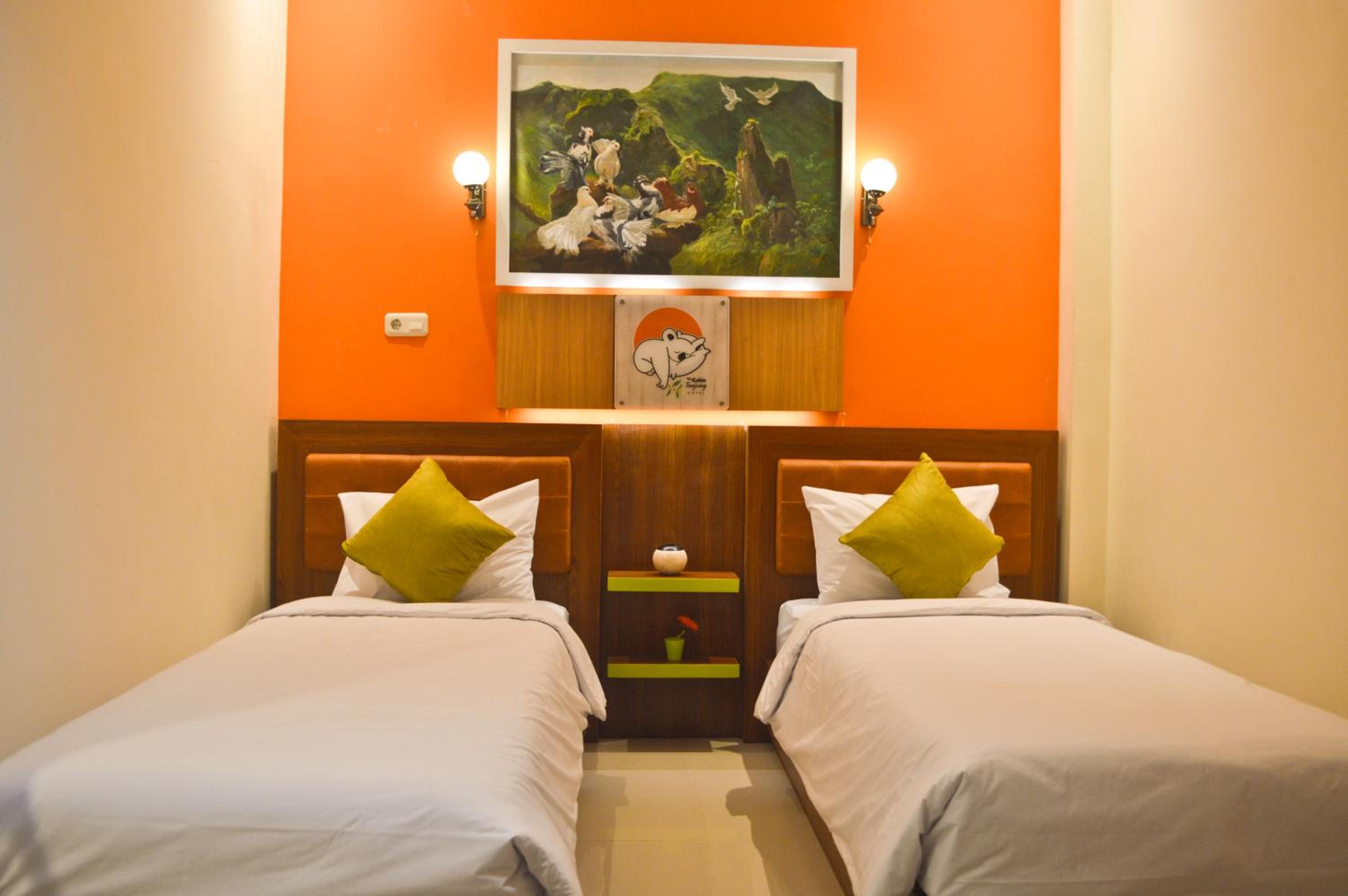 Standard Twin Room - Photo 2
