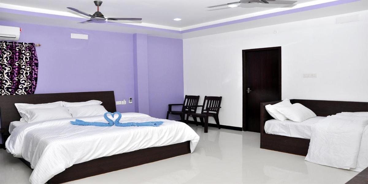 Deluxe Triple Room photo 2