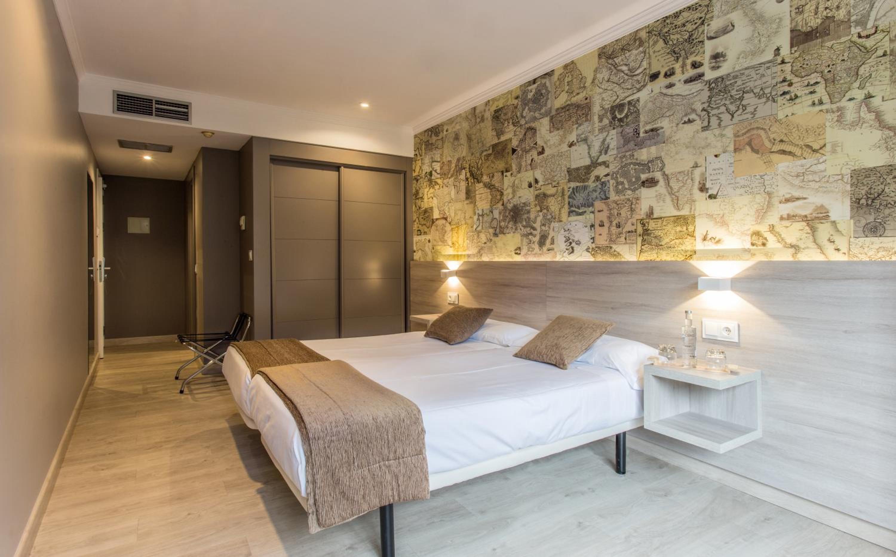 Superior Twin Room - Photo 5