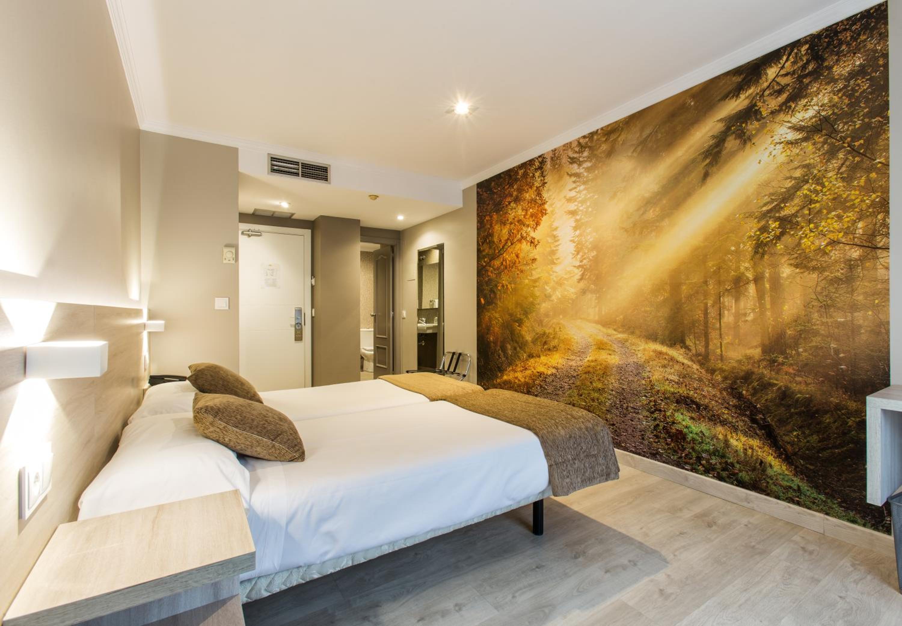 Superior Twin Room - Photo 7