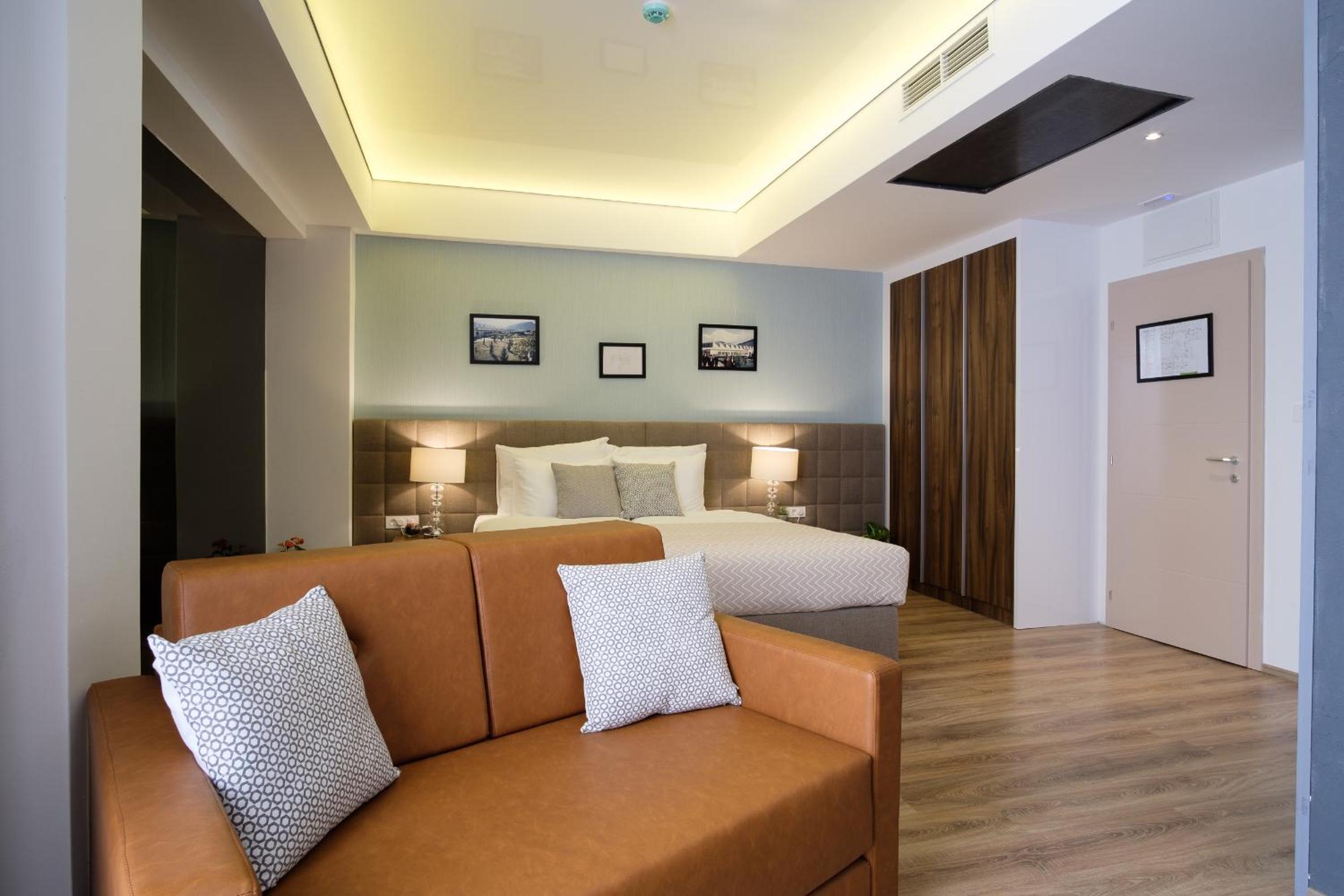 Deluxe King/Twin Room photo 3