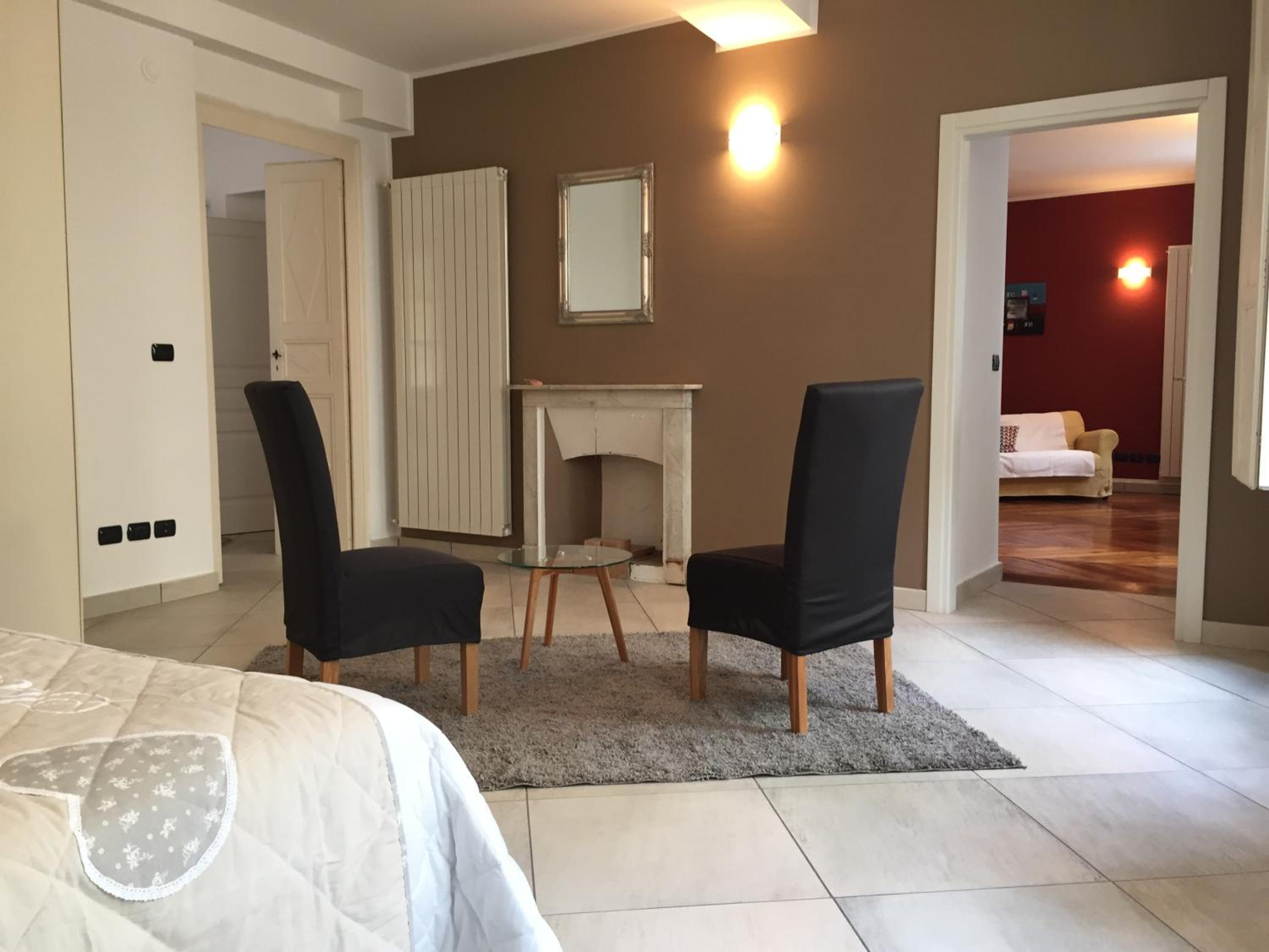 Deluxe Apartment
