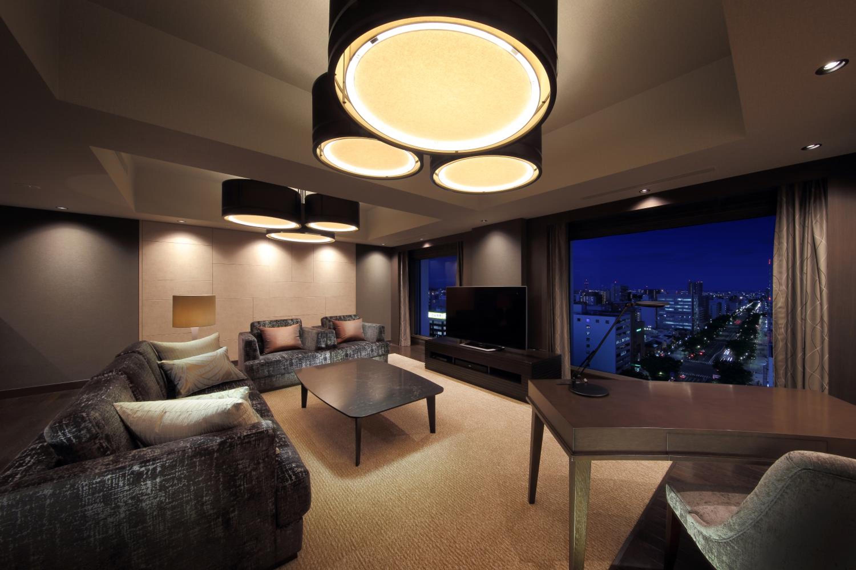 Premier Suite - Non-Smoking photo 2