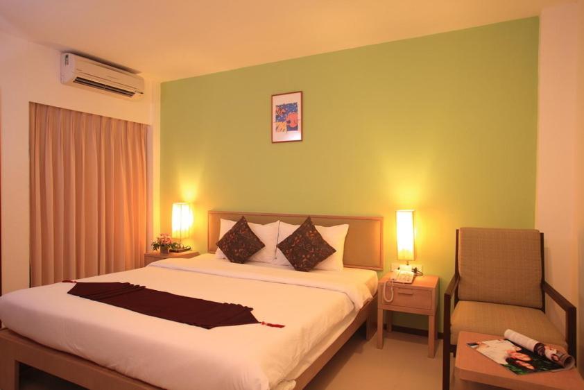 Standard Double or Twin Room - Photo 4