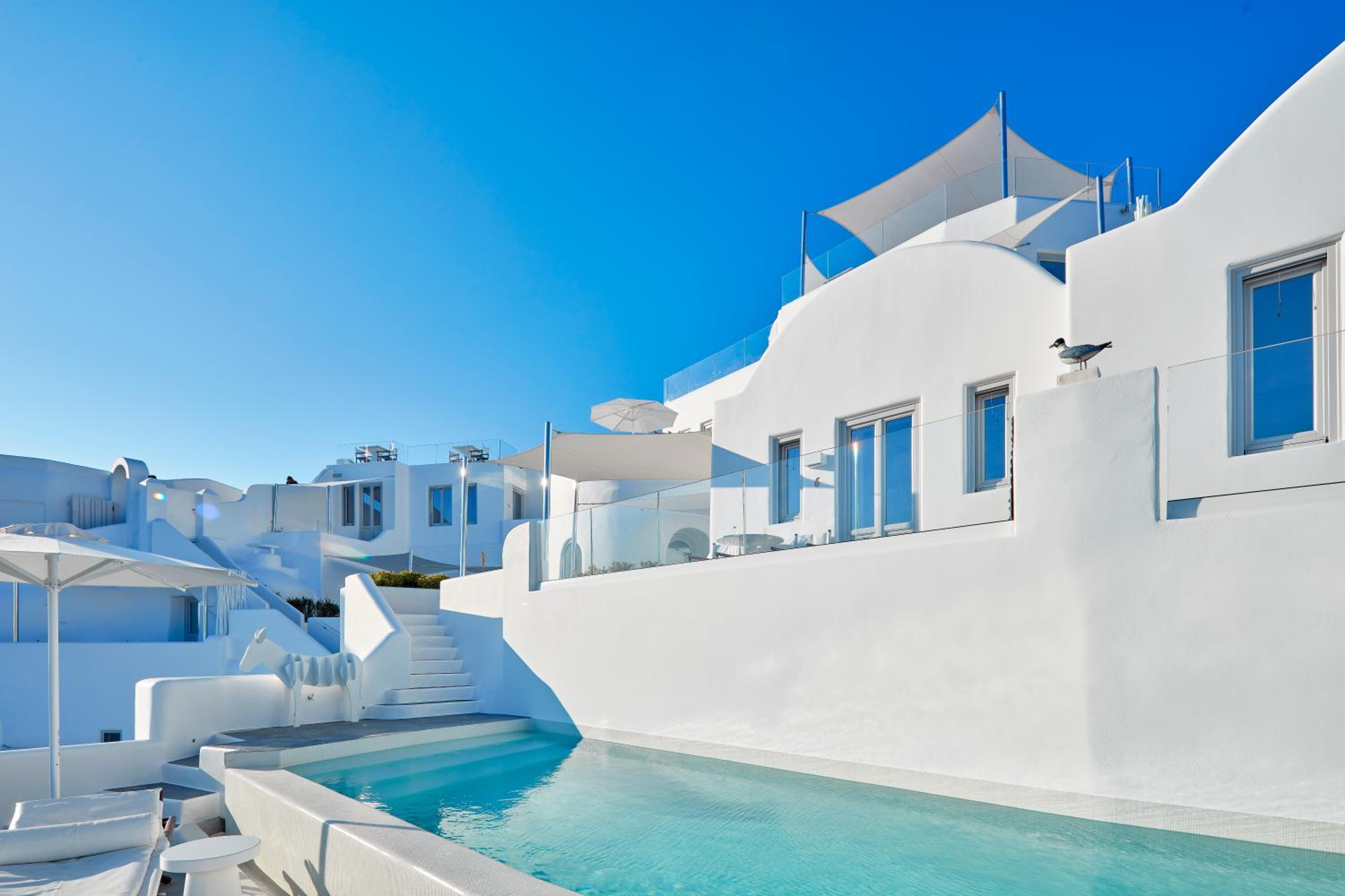 Master Suite with Infinity Private Pool - Photo 4