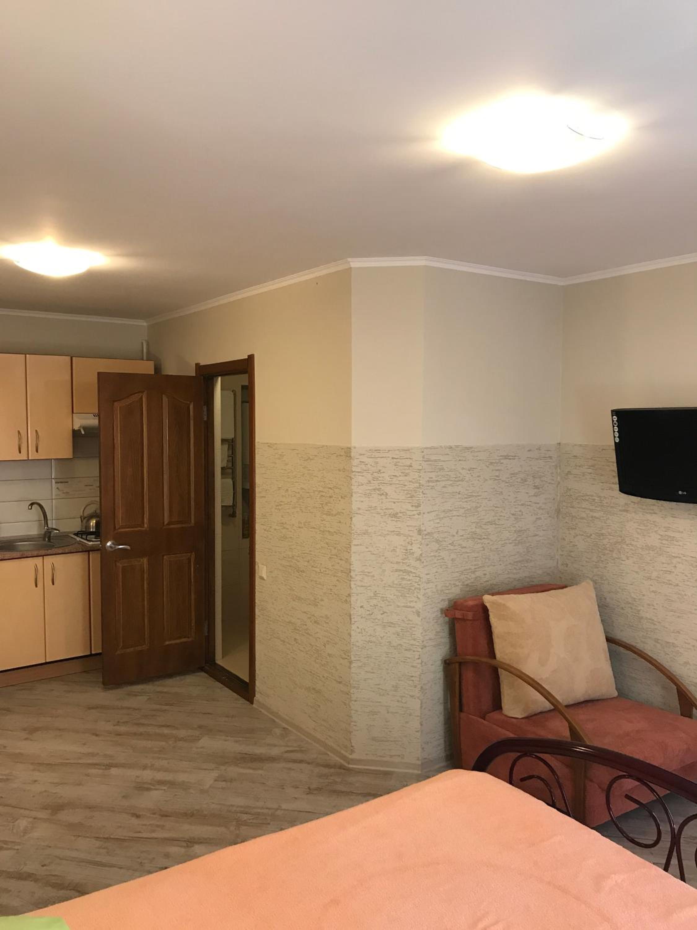 Apartment with Shower