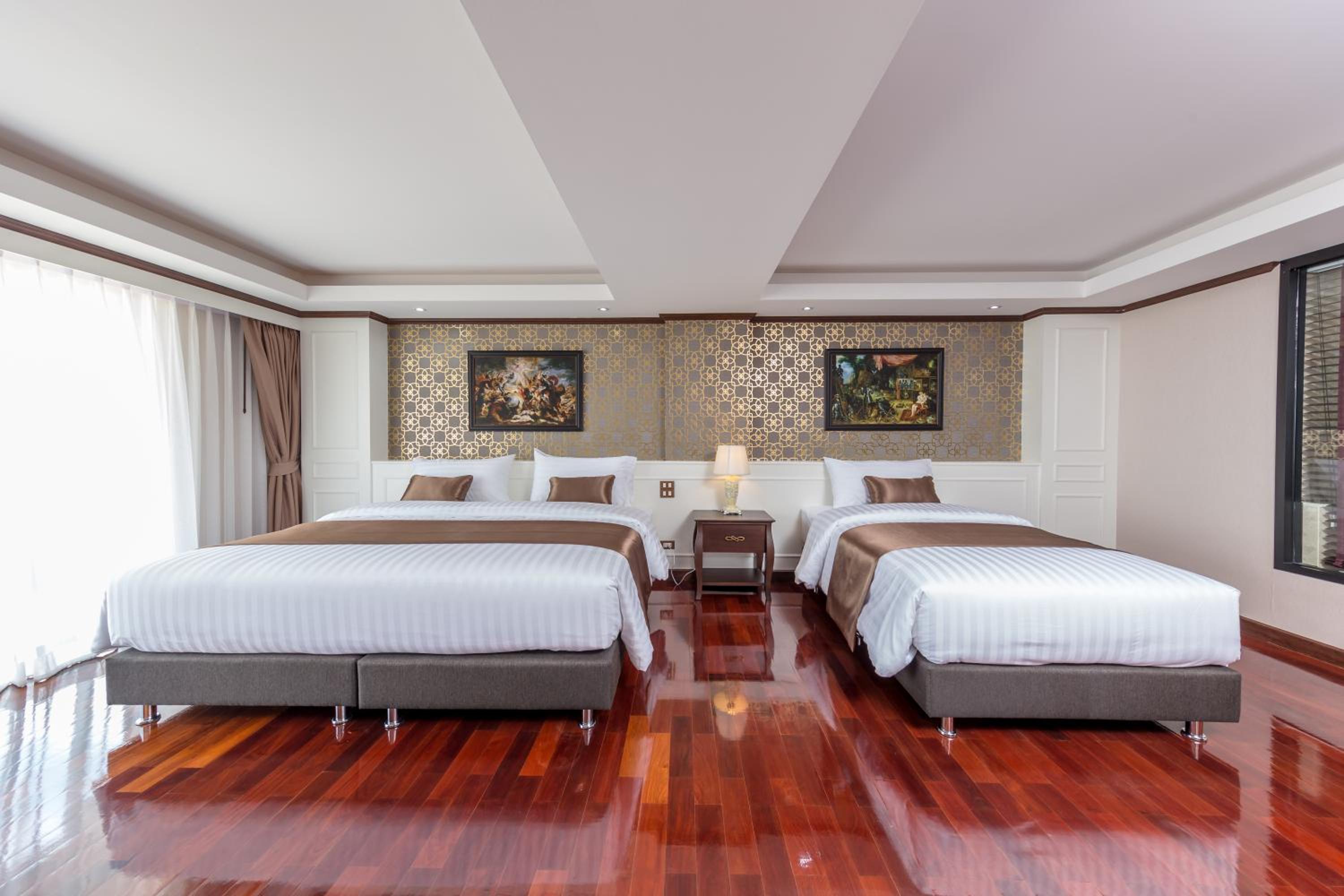 Premier Corner Room photo 2