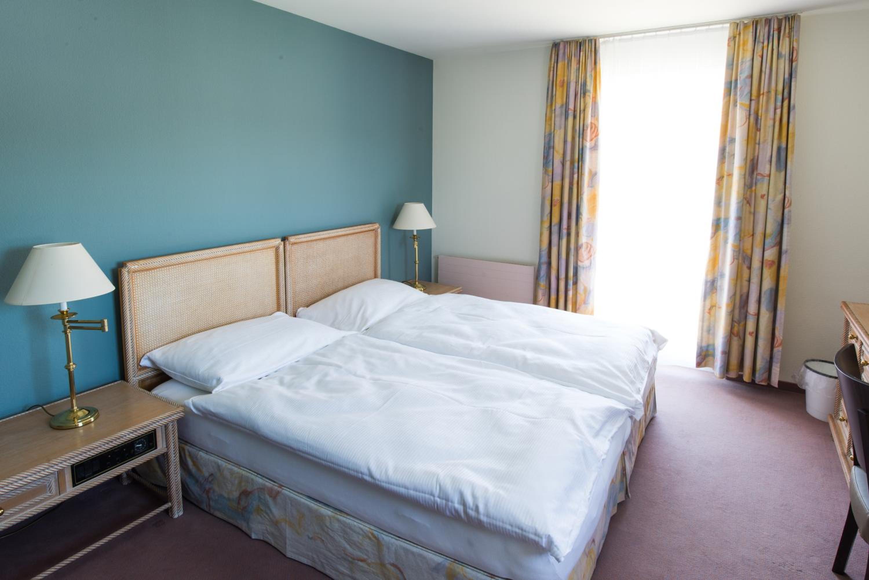 Deluxe Double Room Street View - Photo 1