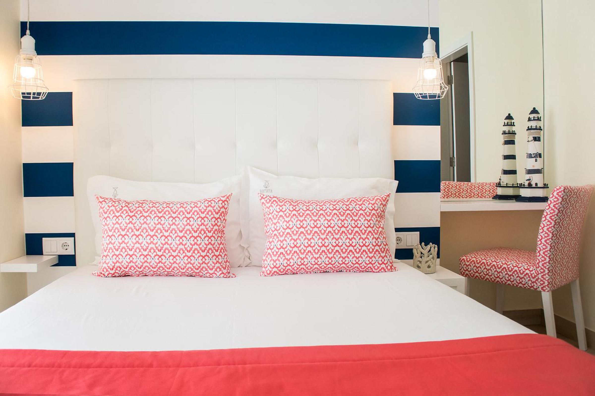 Three-Bedroom Apartment with Sea View photo 3