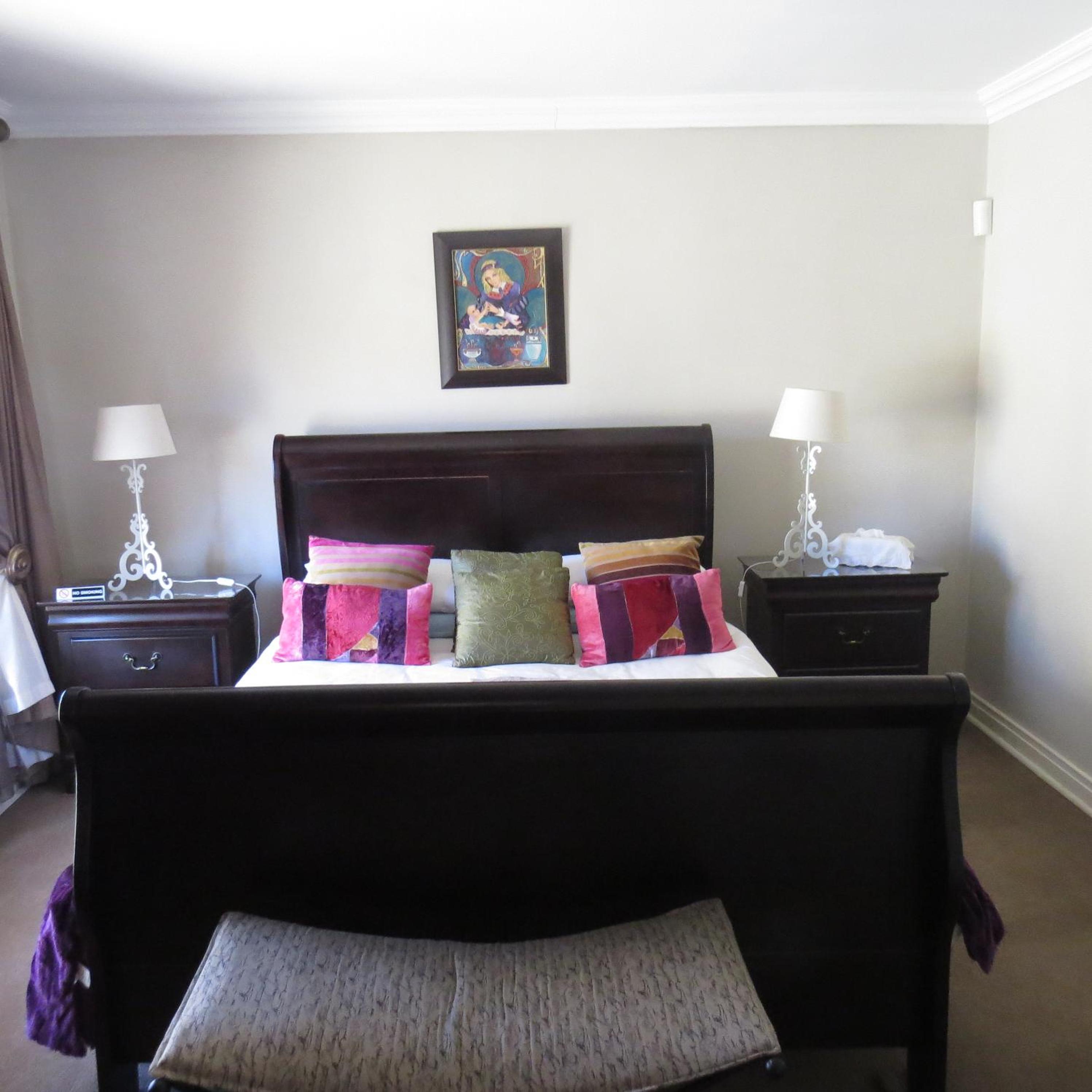 One-Bedroom Apartment - Photo 1