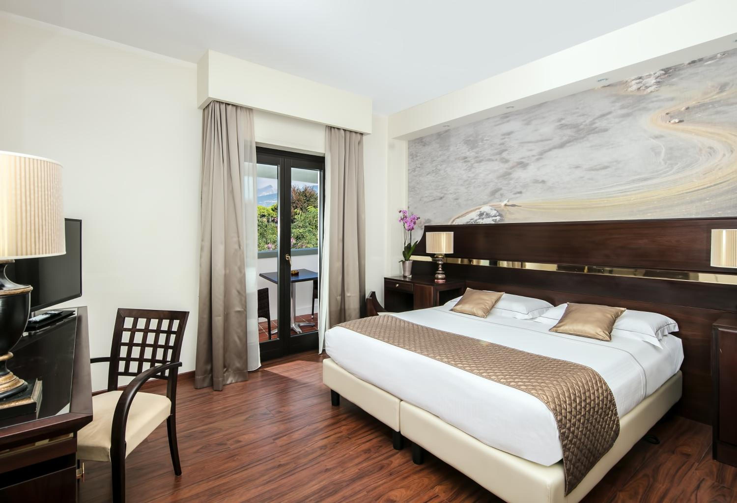 Superior Quadruple Room photo 3