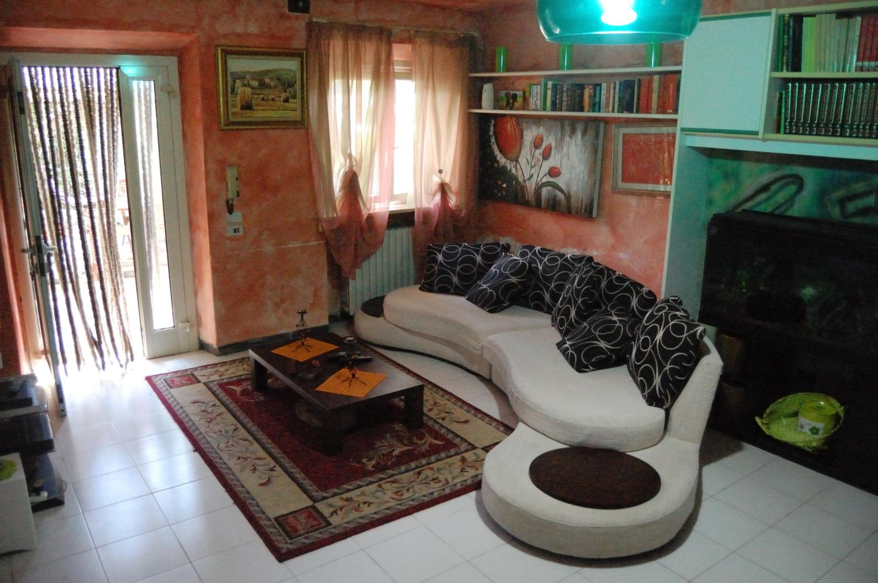 Four-Bedroom House photo 1