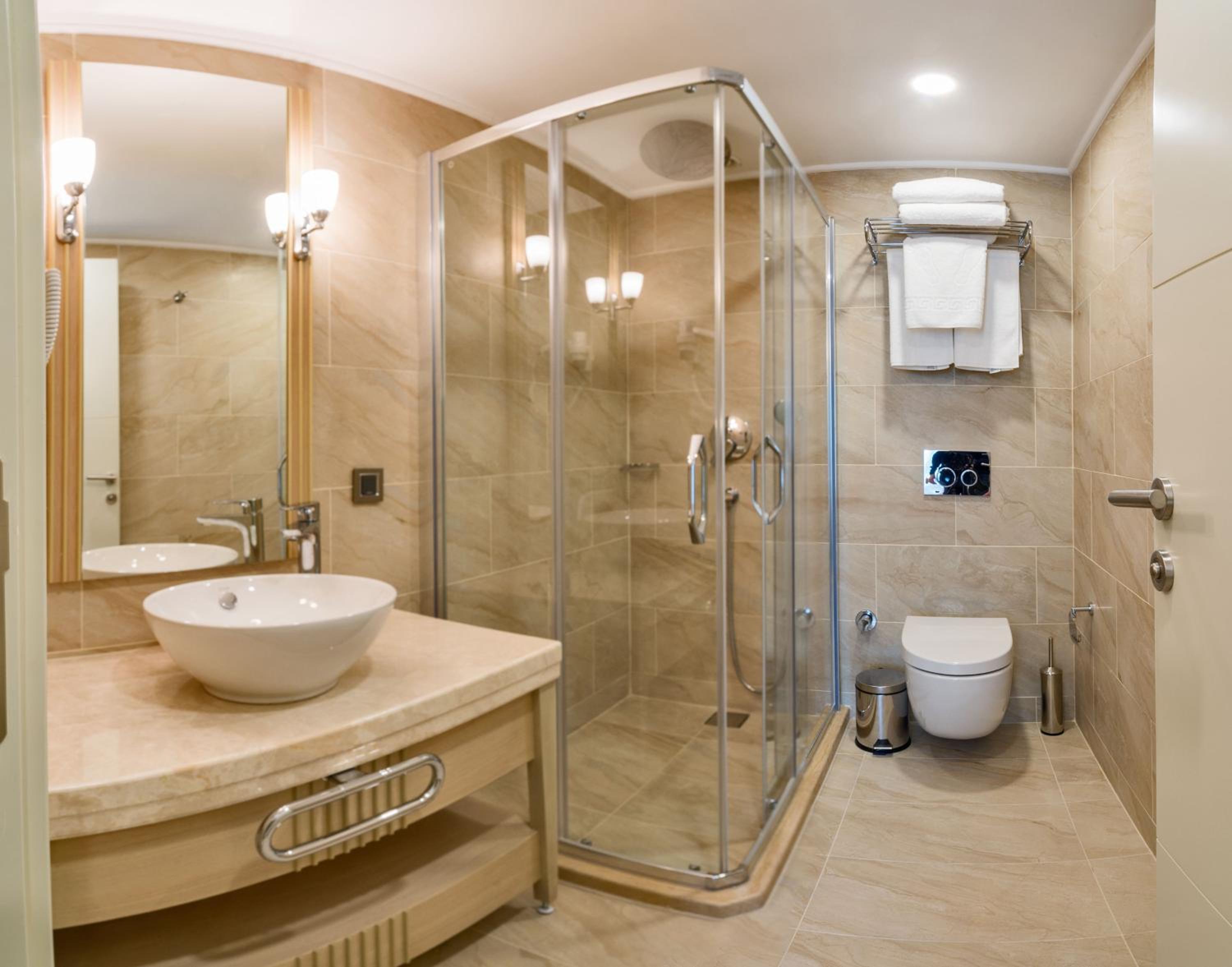 Deluxe Triple Room photo 3