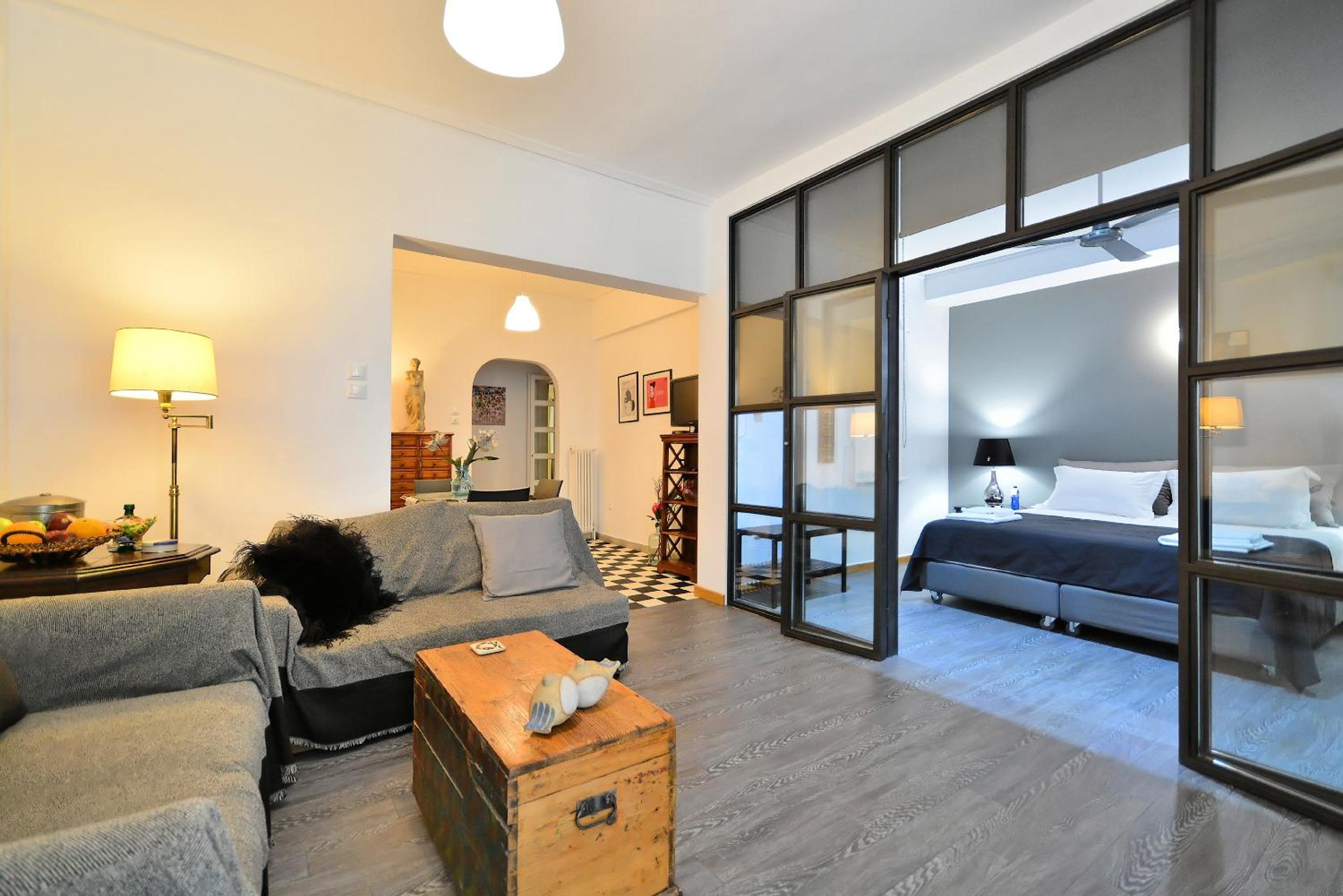 Apartment photo 1