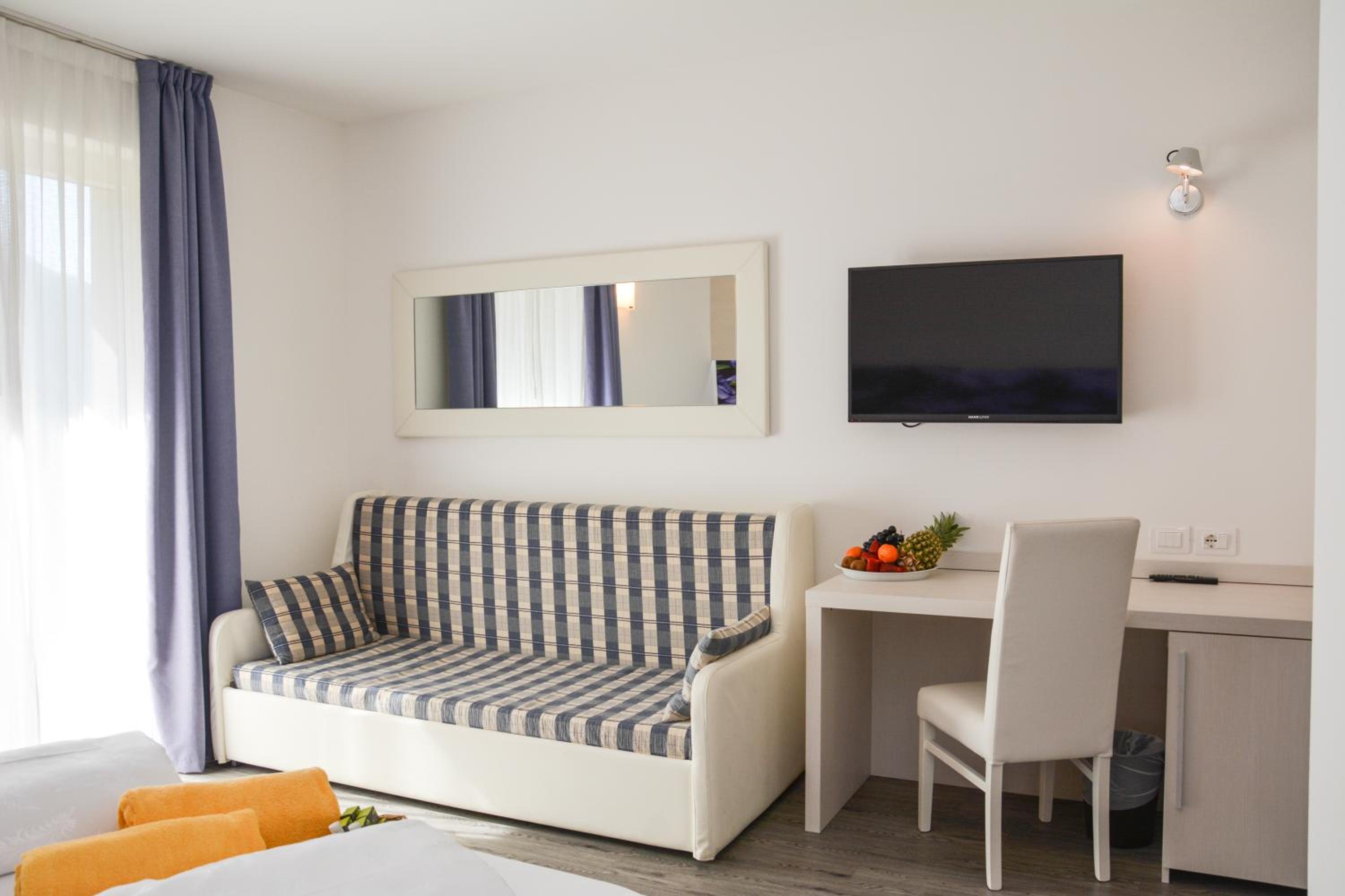 Triple Room with Balcony