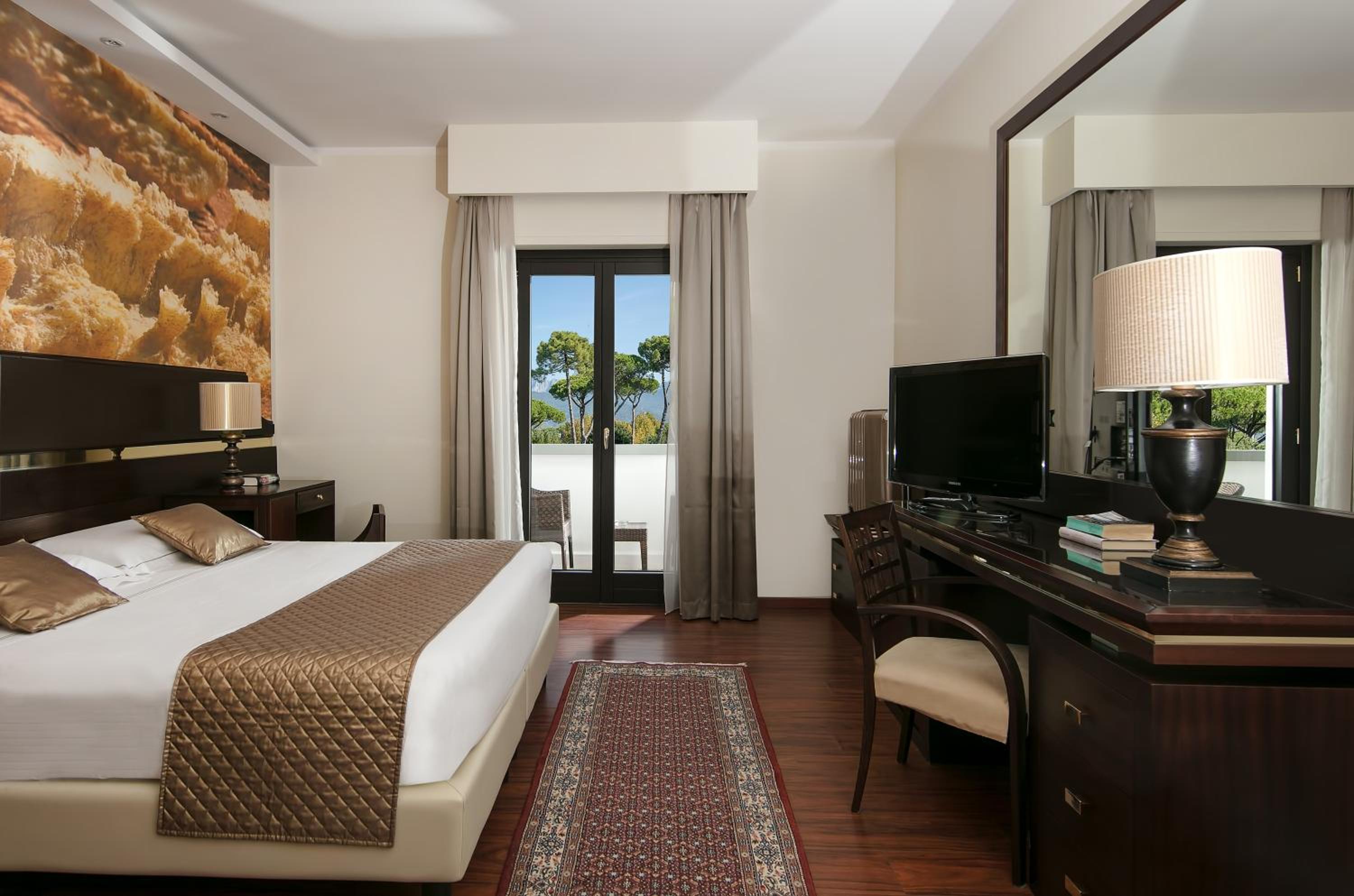 Superior Grand Double Room photo 3