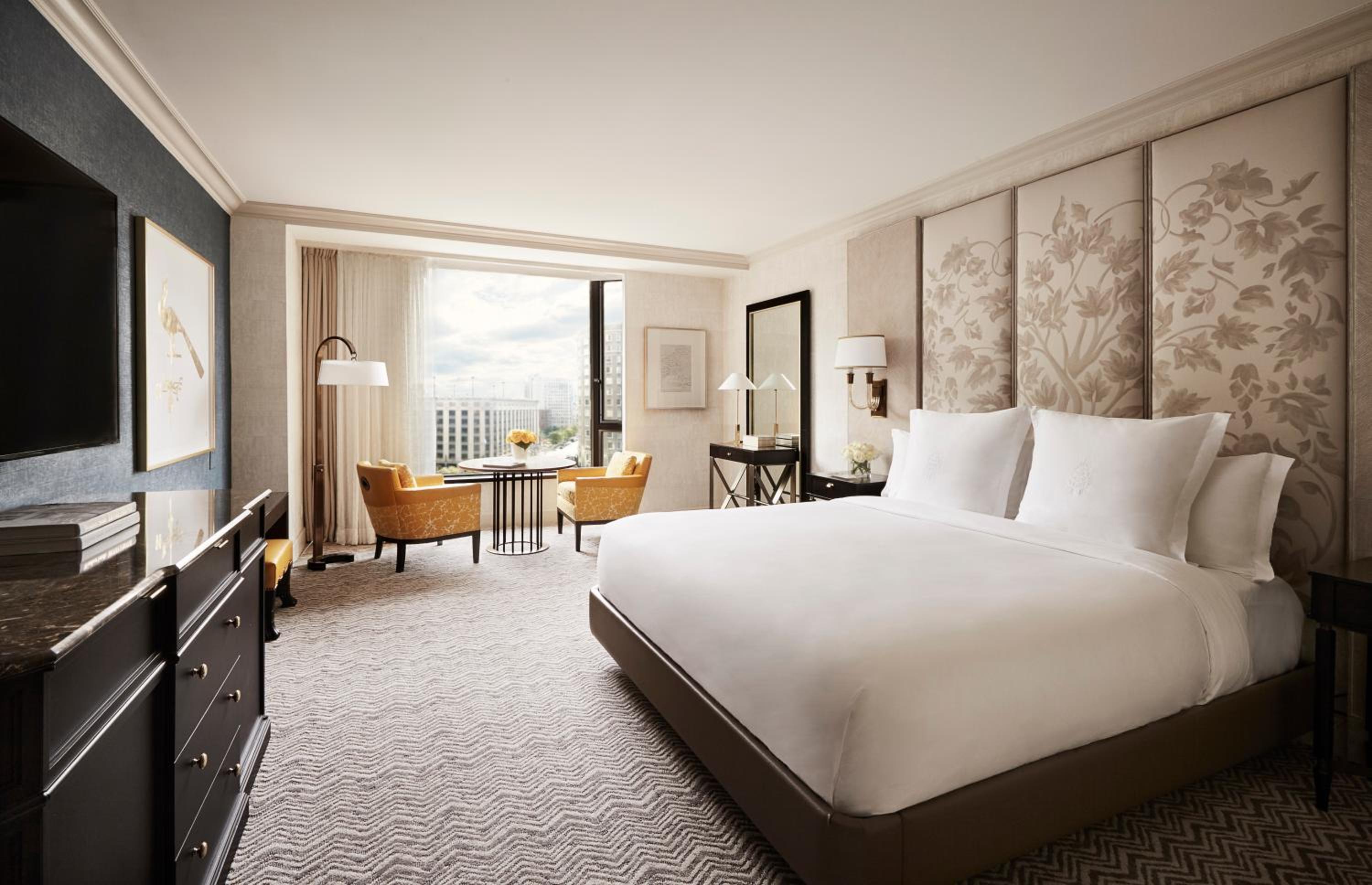 Deluxe King Room - Disability Access