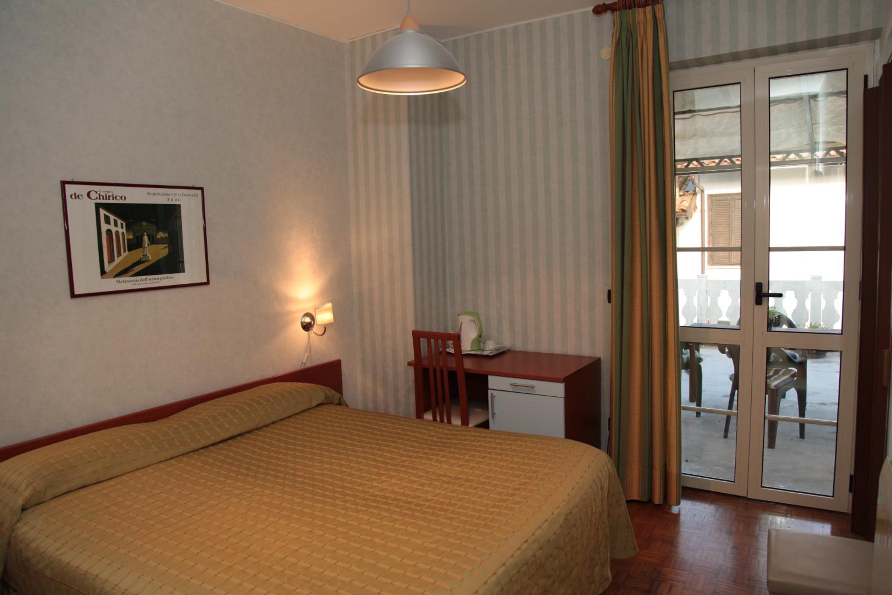 Double or Twin Room photo 1