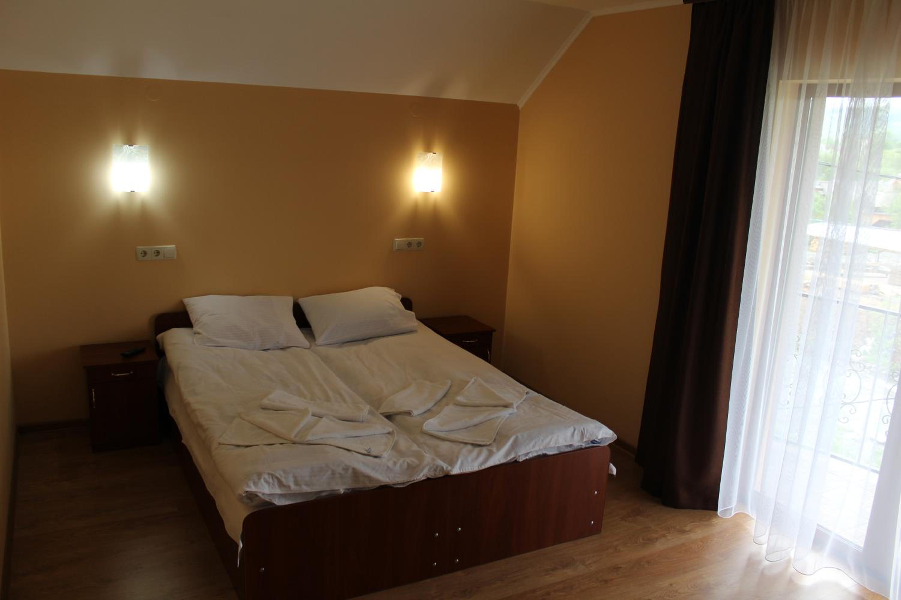 Deluxe Double Room with Balcony photo 1