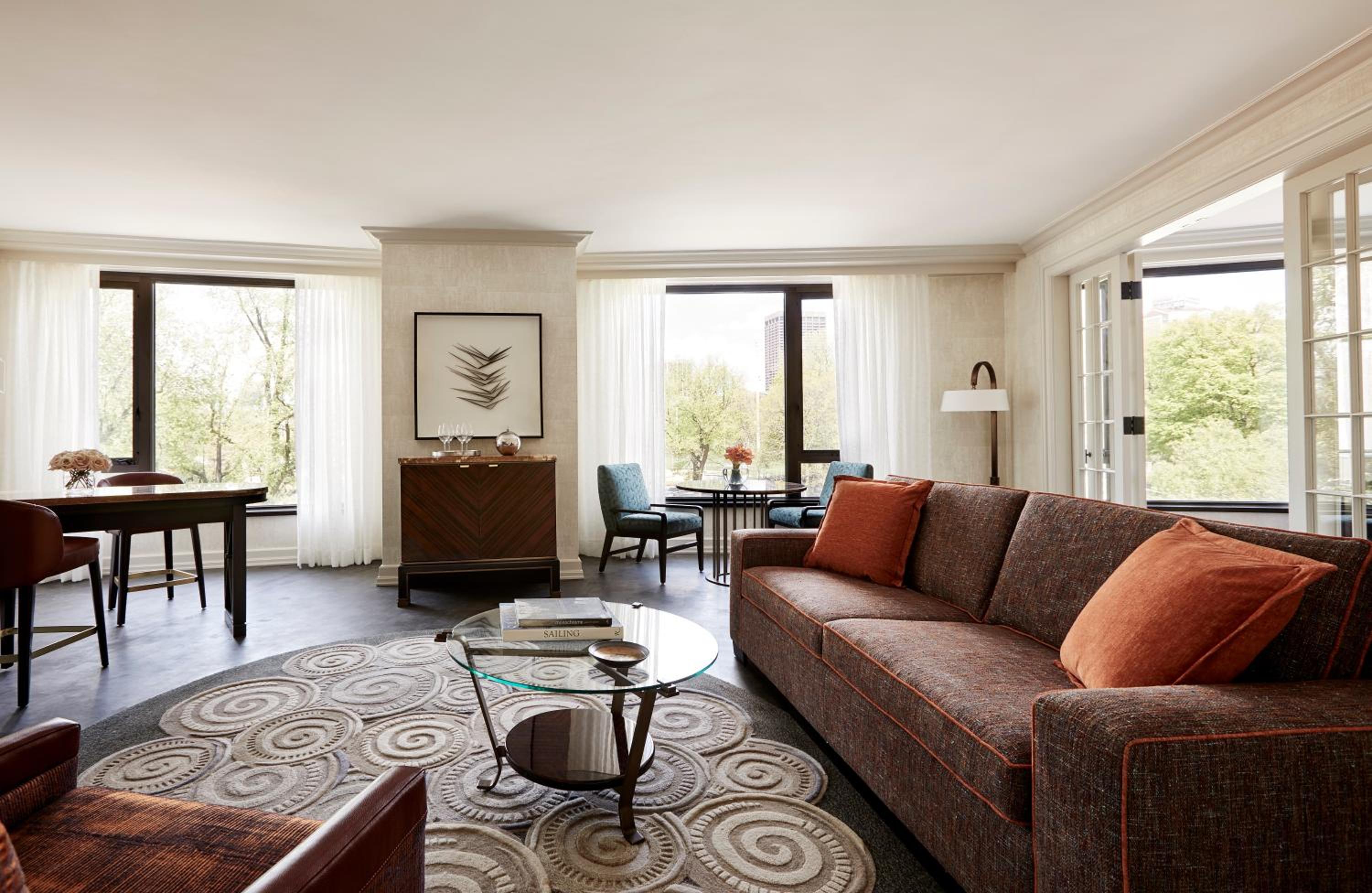 State Suite with King Bed