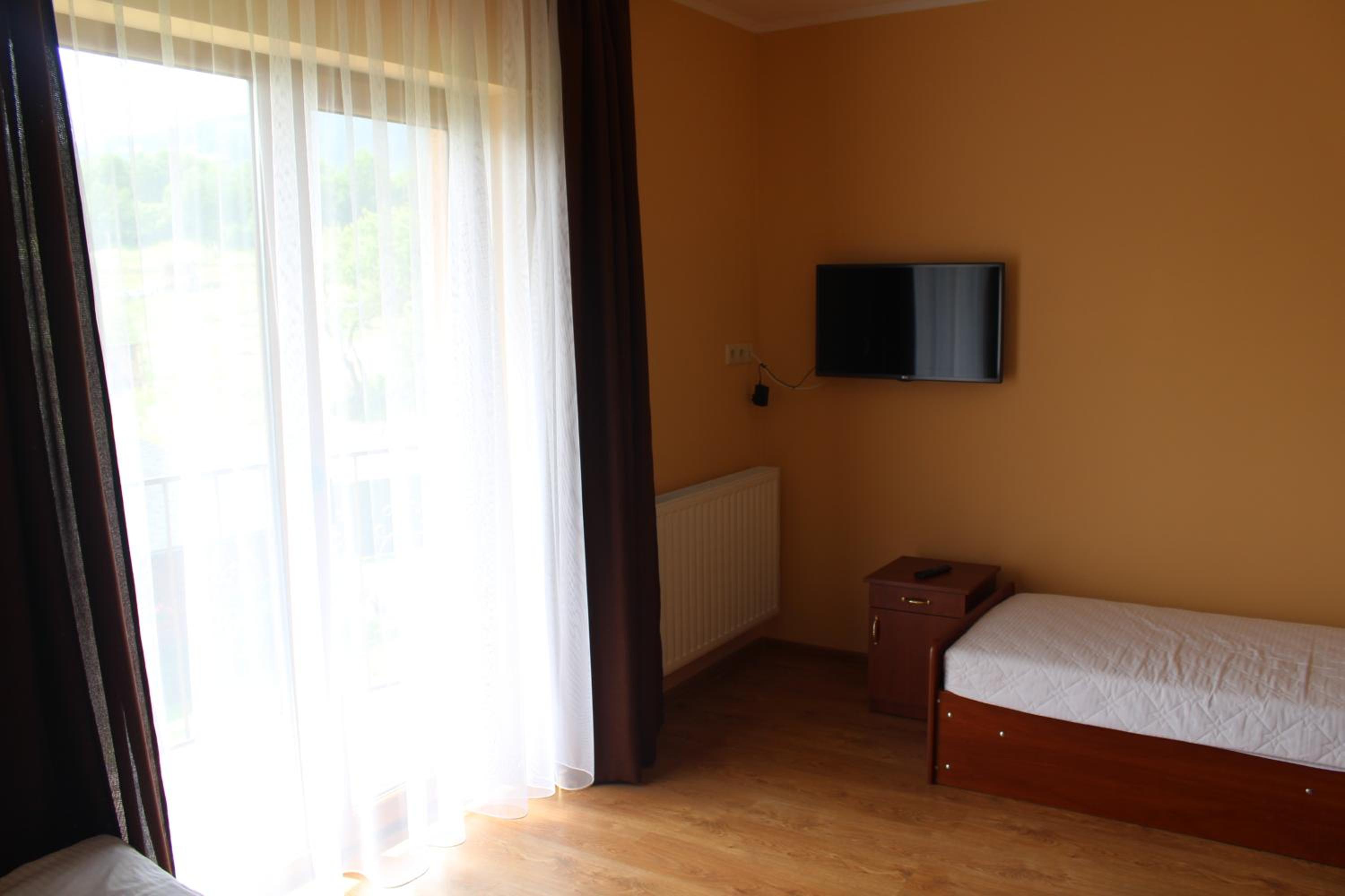 Triple Room with Balcony photo 3