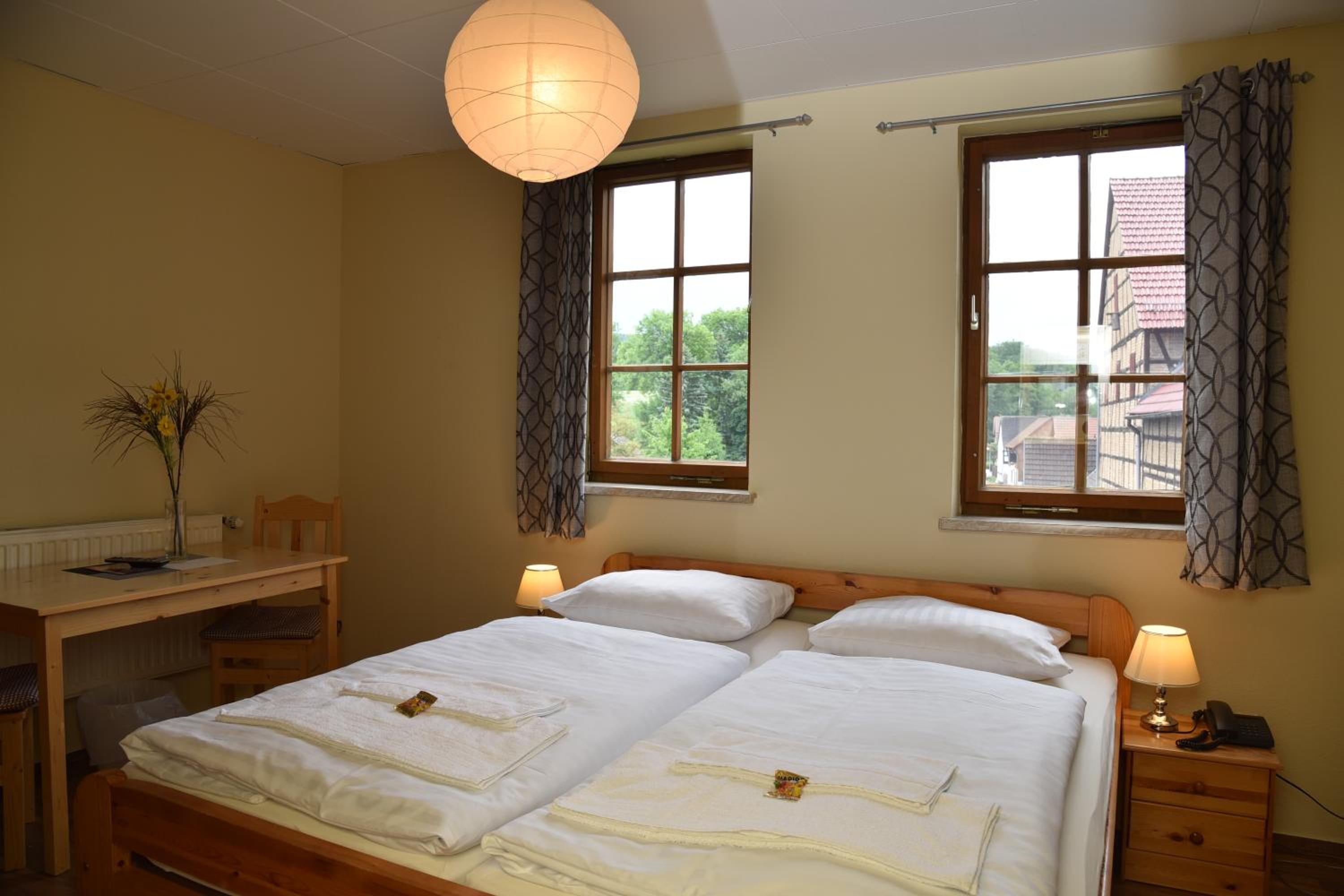 Double Room - Photo 7