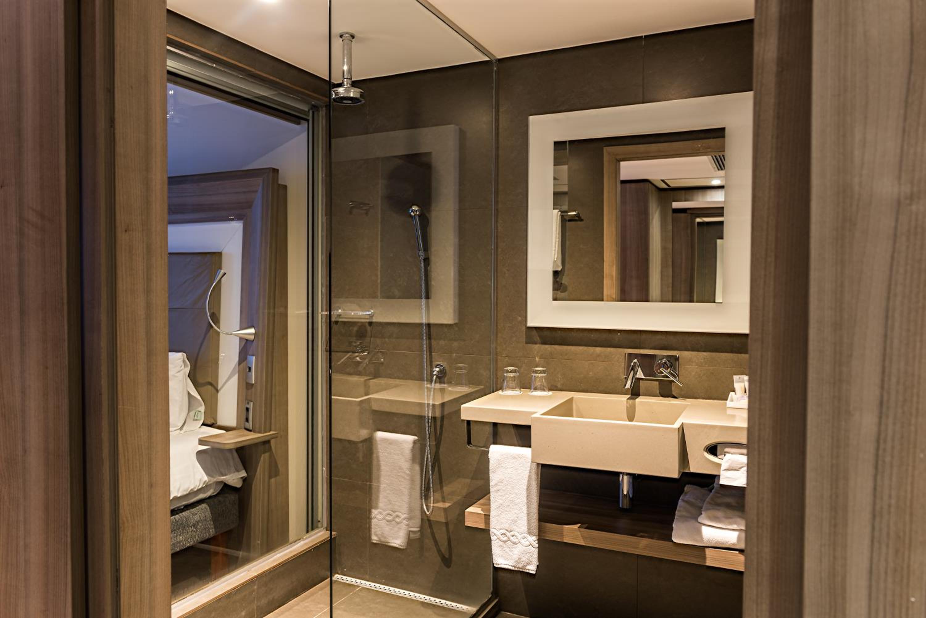 Superior Apartment with one double bed thumbnail 6
