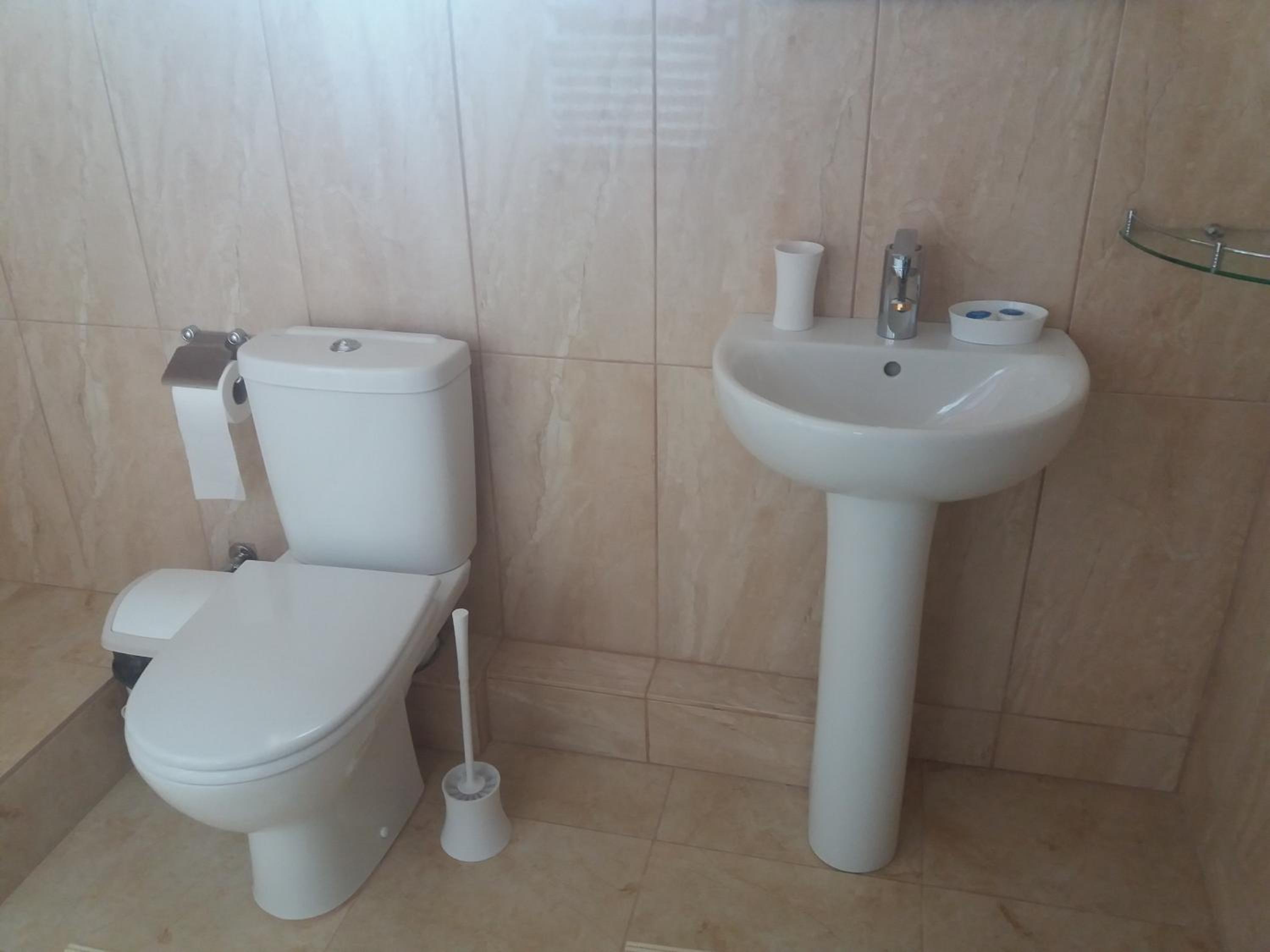 Large Double Room photo 2