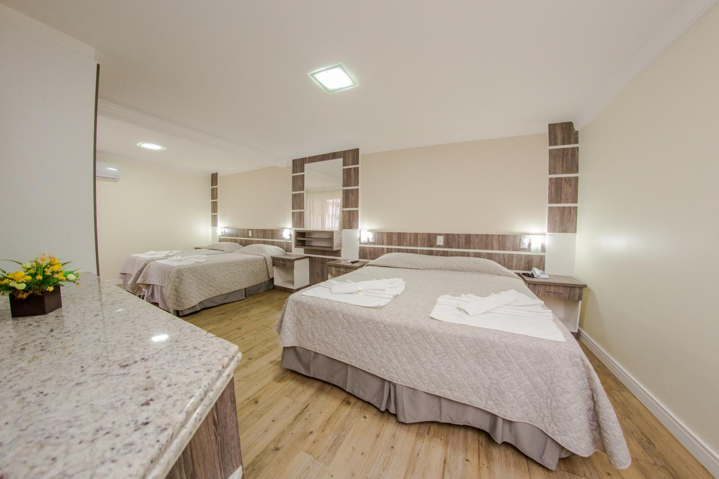 Luxury Quadruple Room photo 3