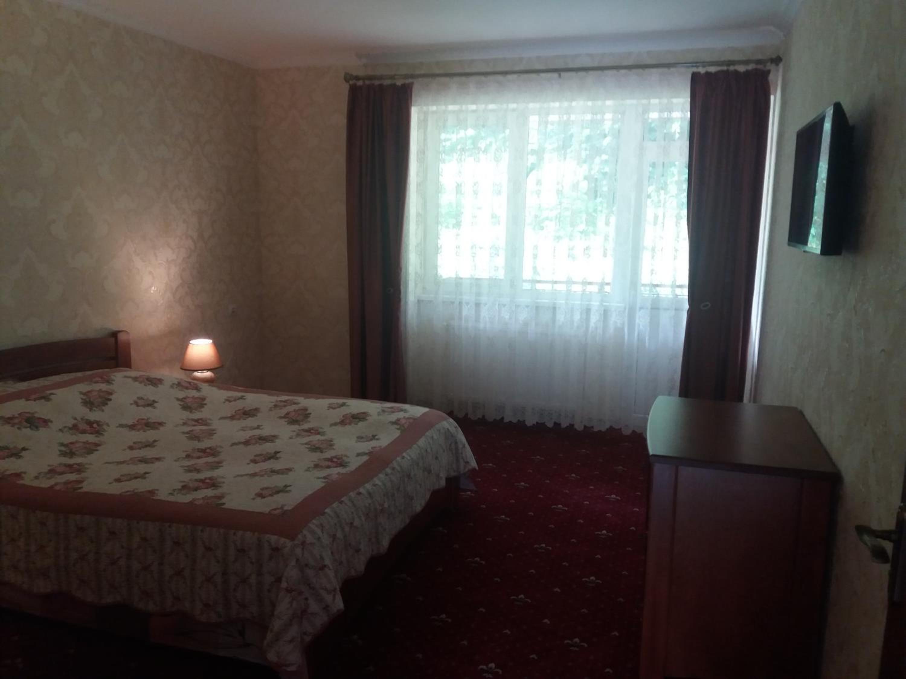 Large Double Room photo 3