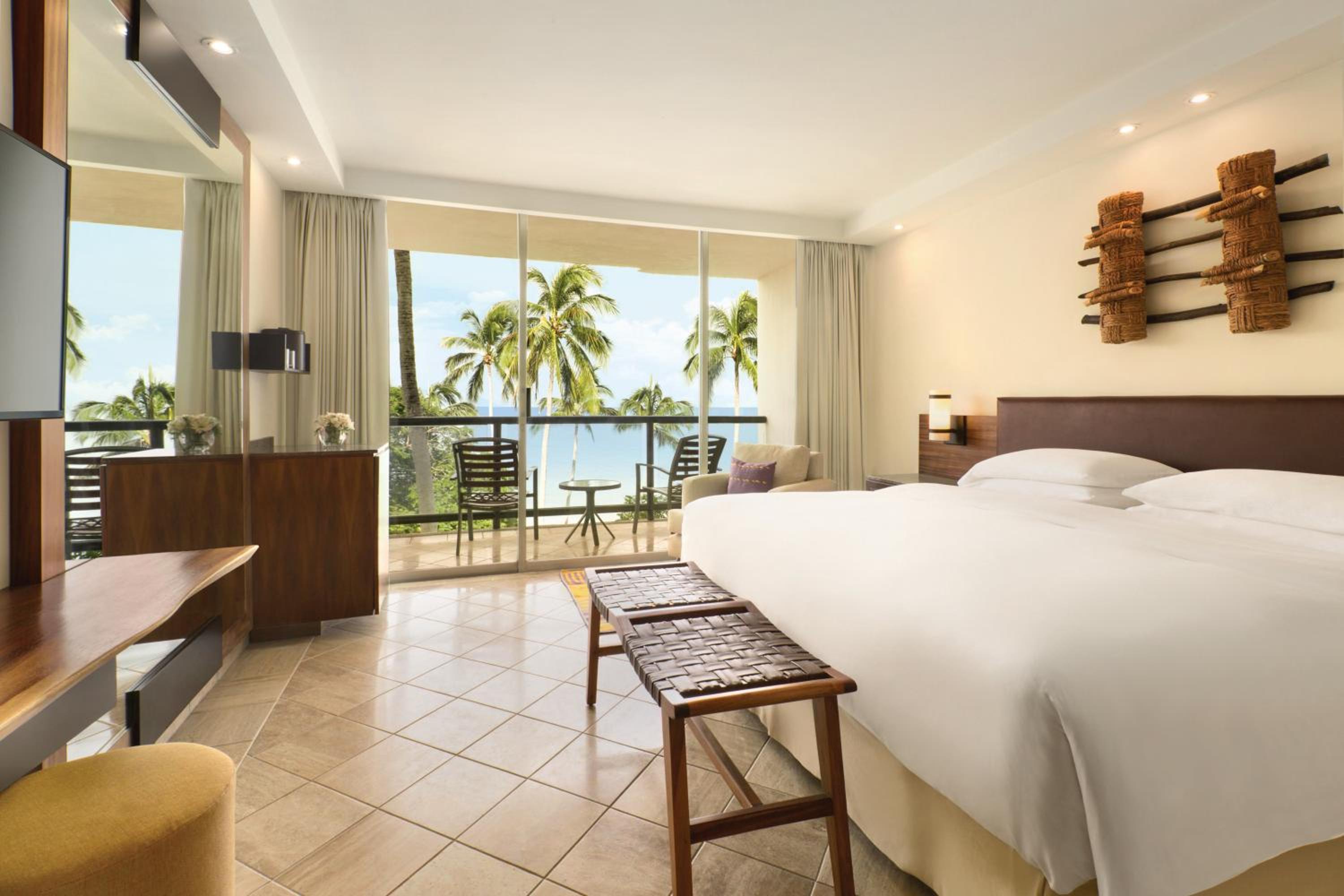 King Room with Balcony and Ocean View - Photo 1