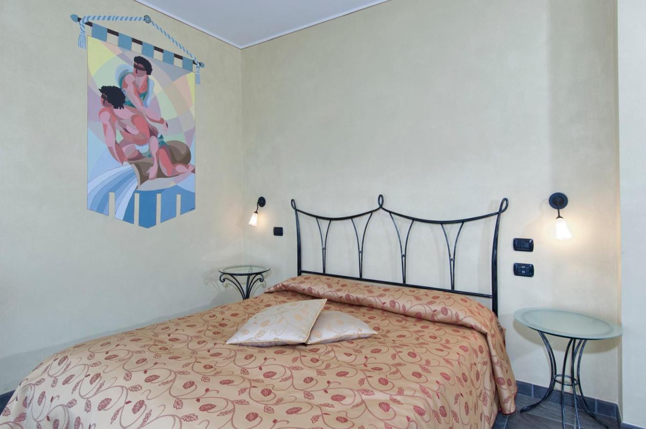 Double Room photo 3