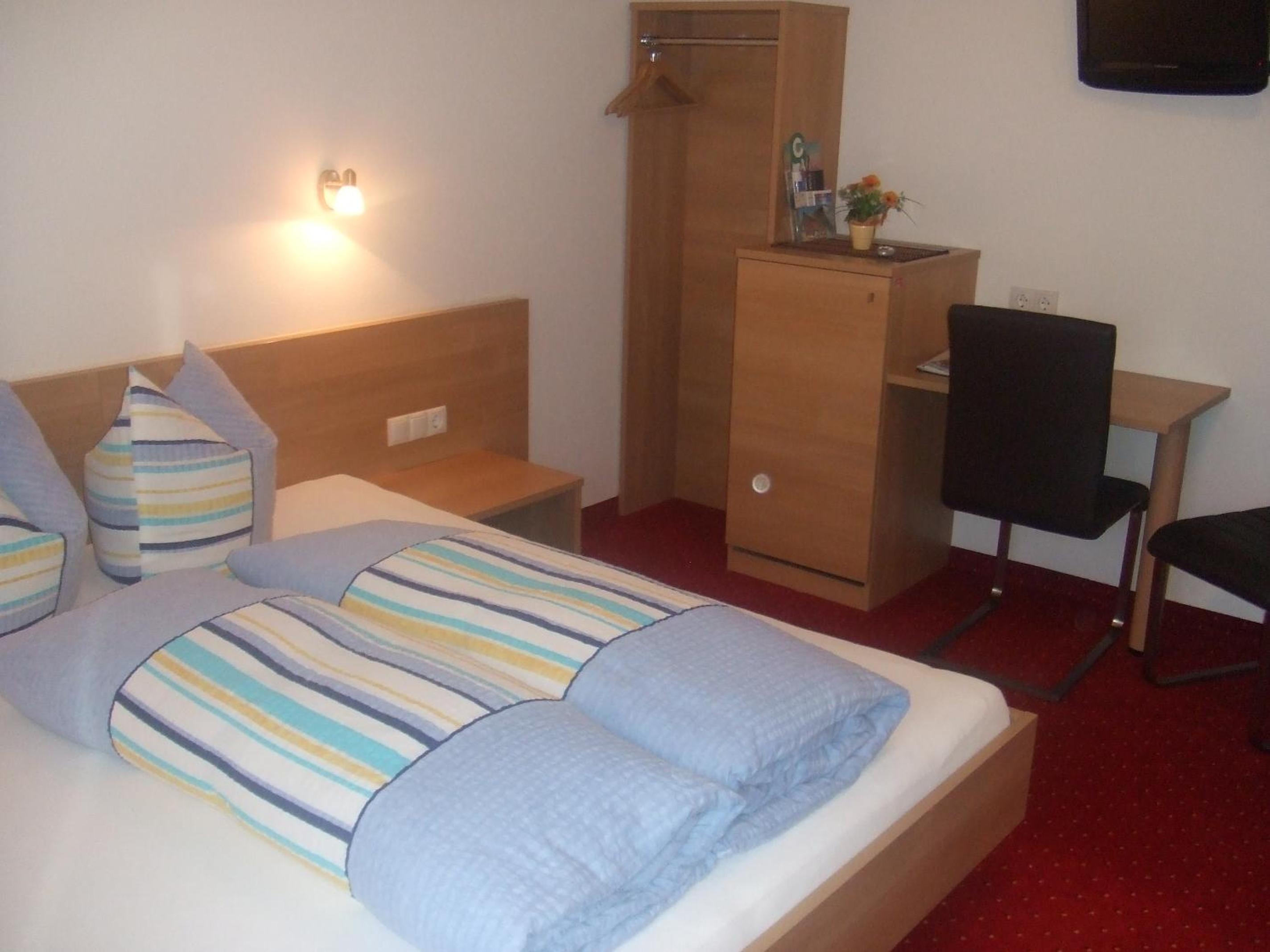 Double Room With Balcony photo 1