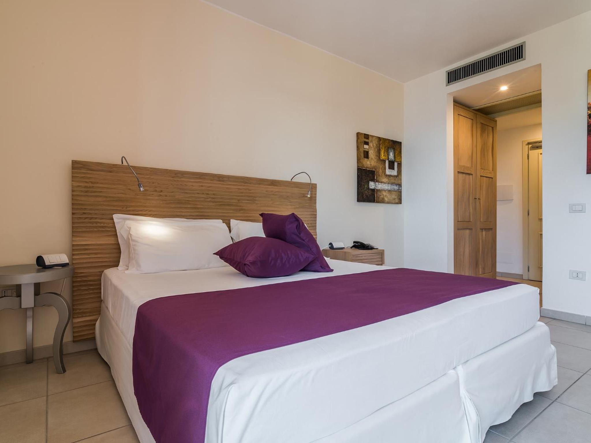 Economy Double Room photo 1
