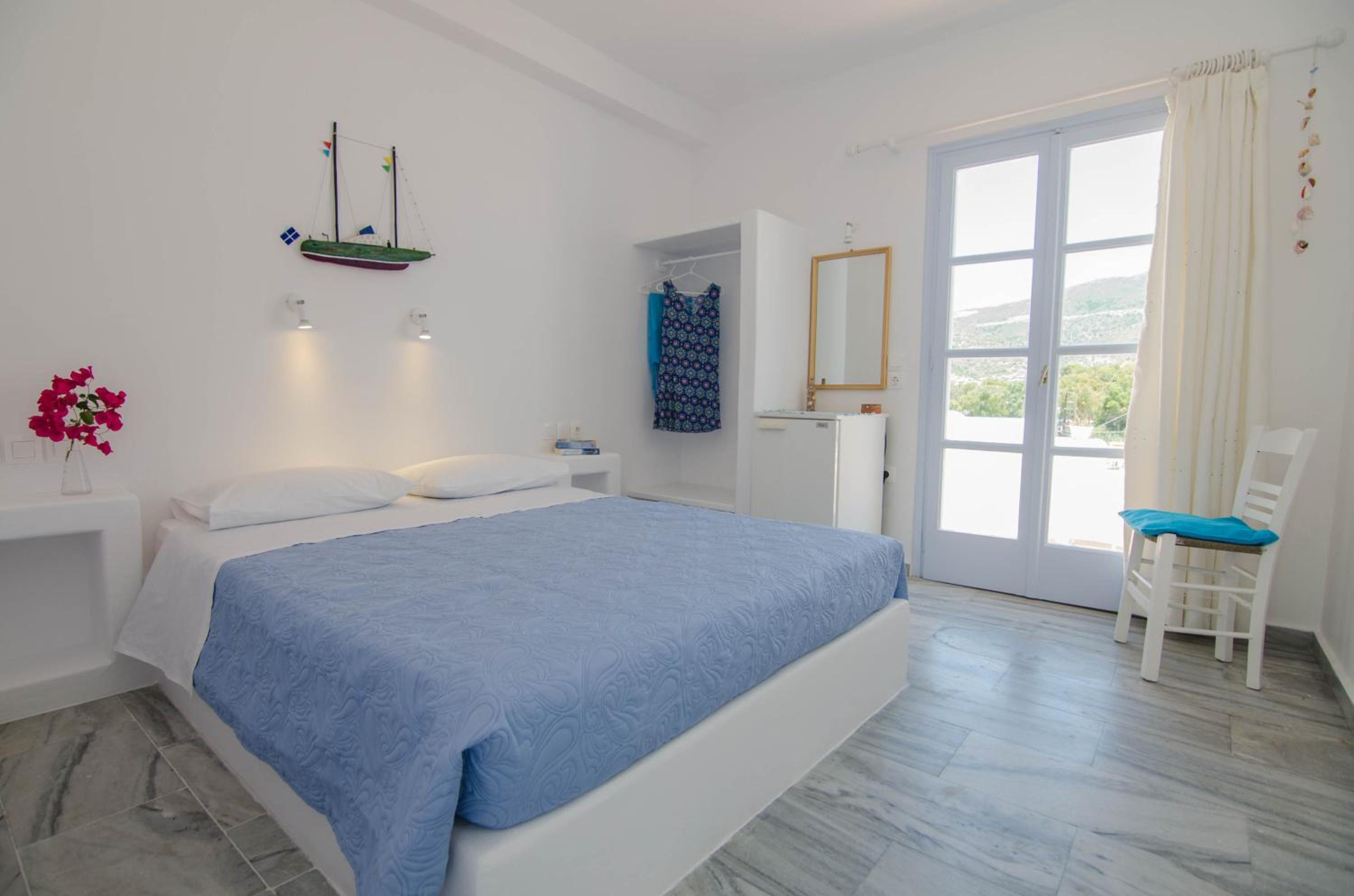 Habitación Doble con Vista Lateral al Mar