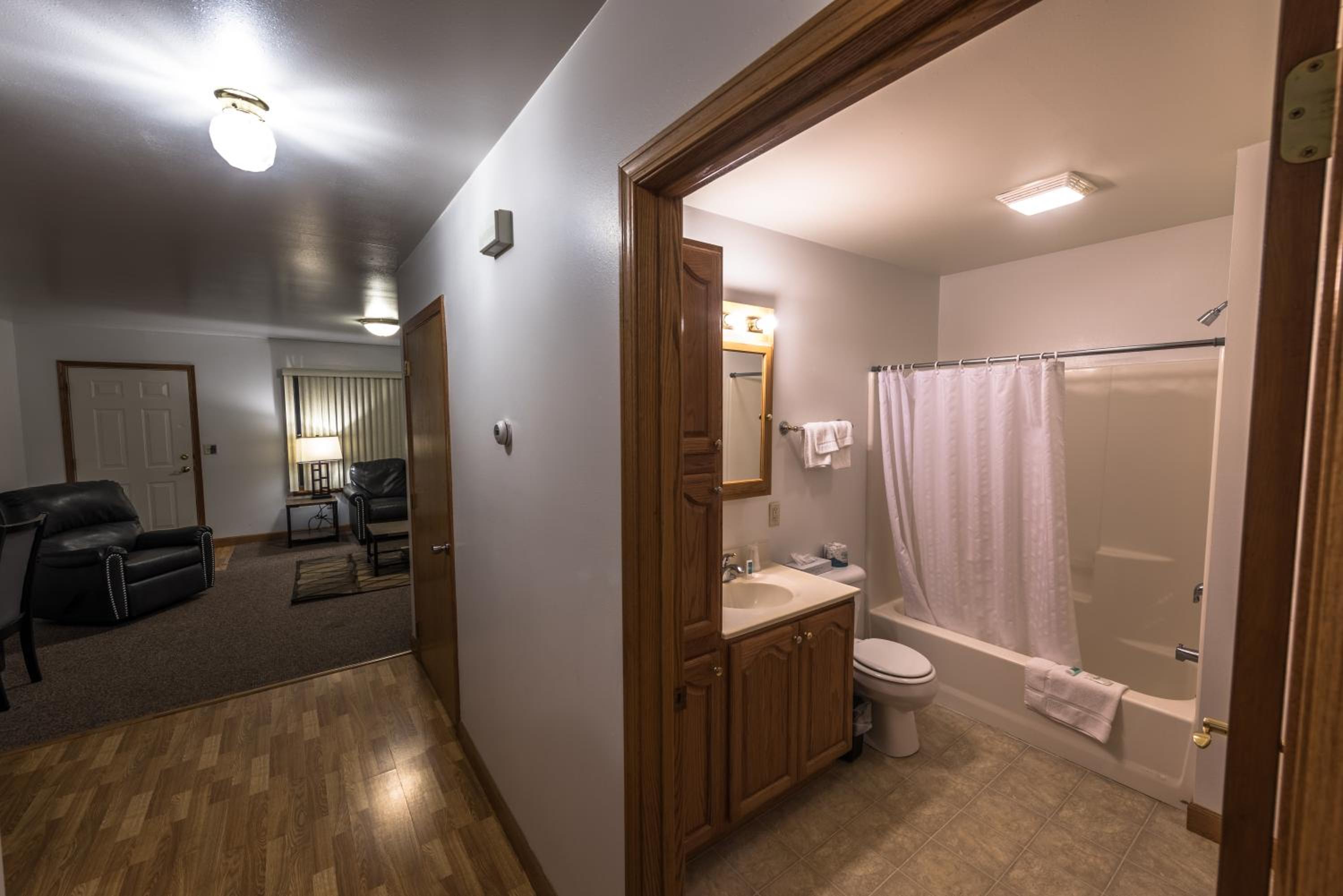 Two-Bedroom Suite photo 2