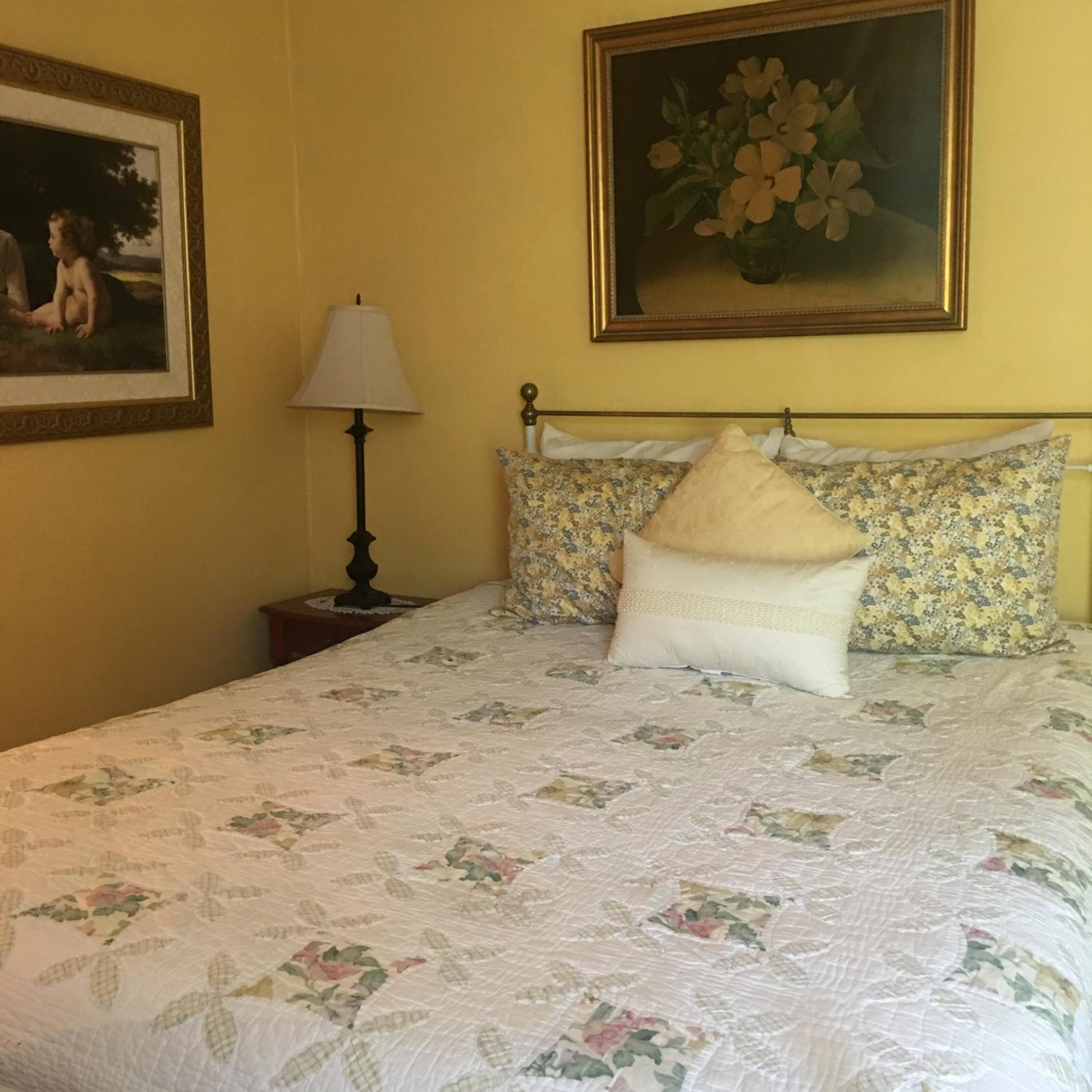 Deluxe Queen Room photo 1