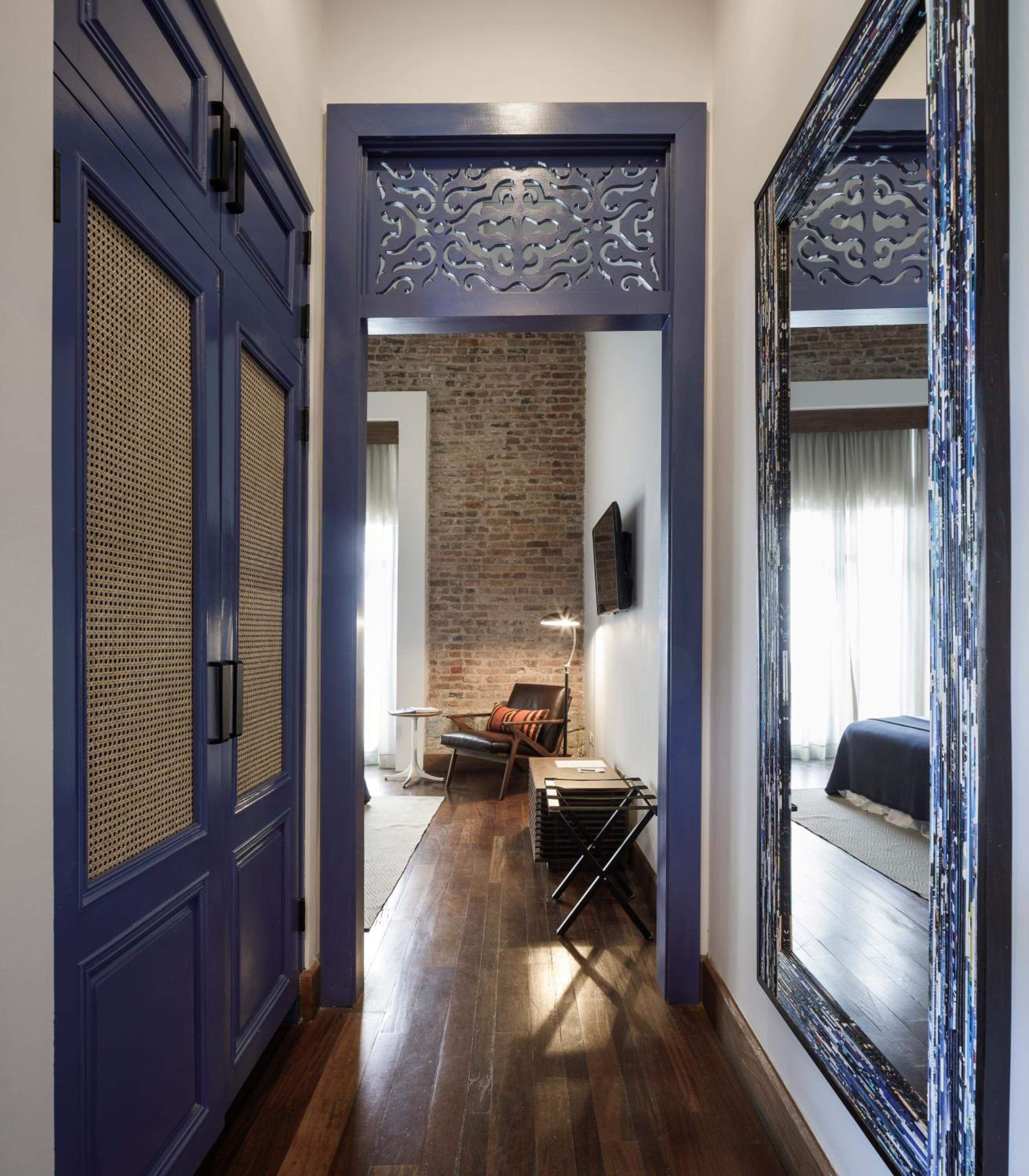 Deluxe King Room photo 2