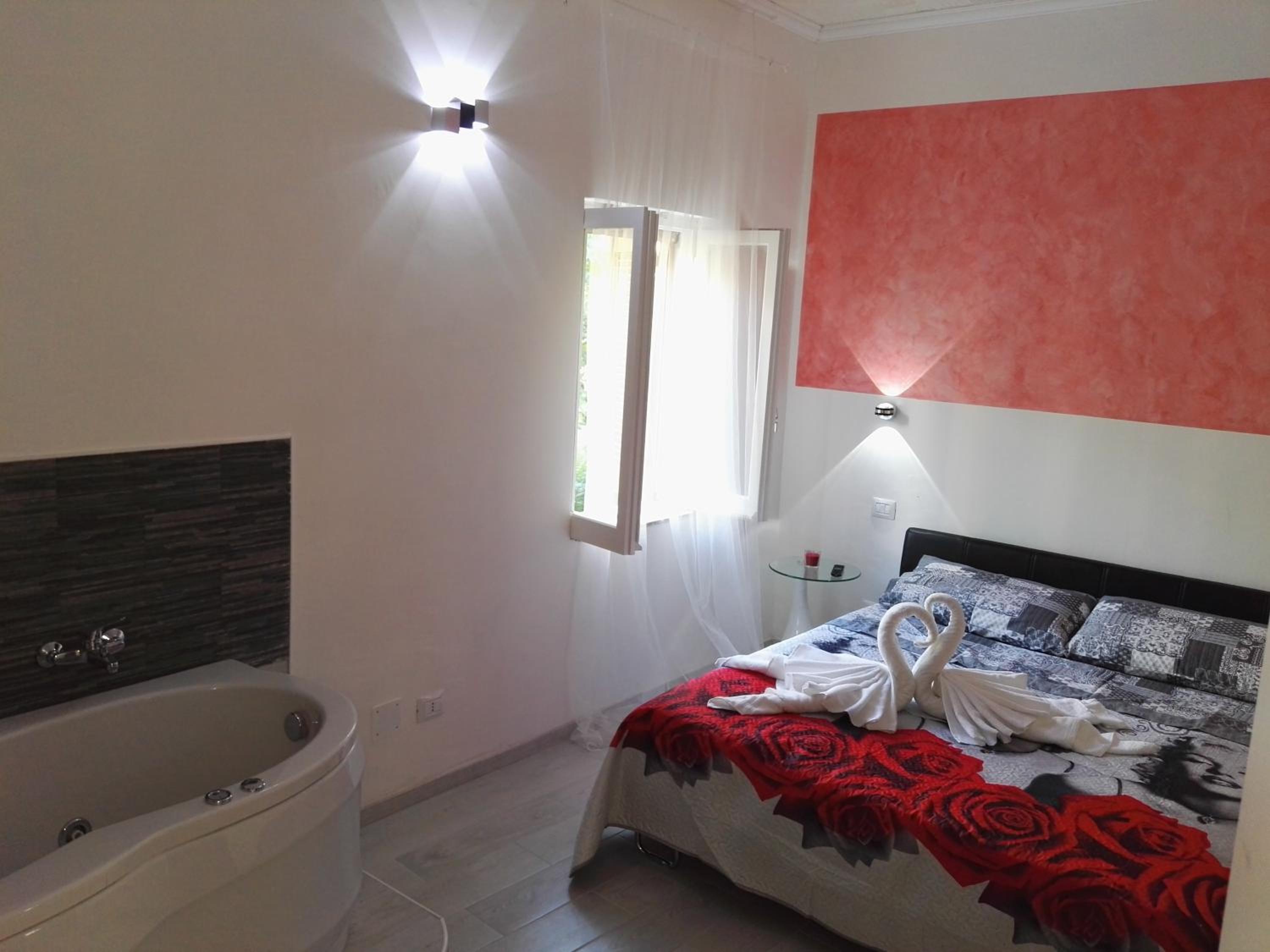 King Room with Spa Bath photo 3