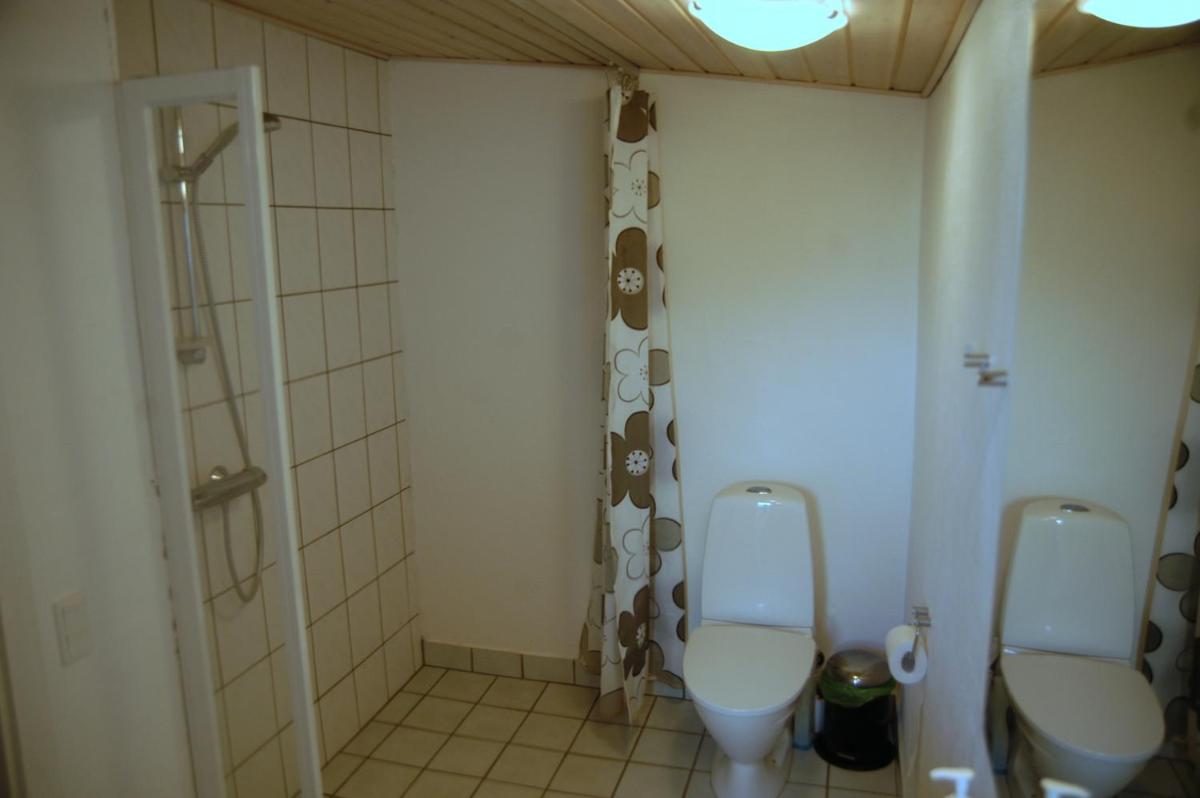 Double Room with Shared Bathroom photo 2